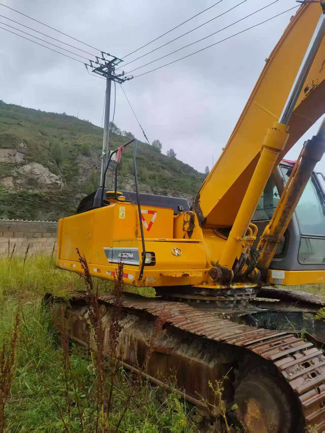 Buy Kato Used Excavator / 1