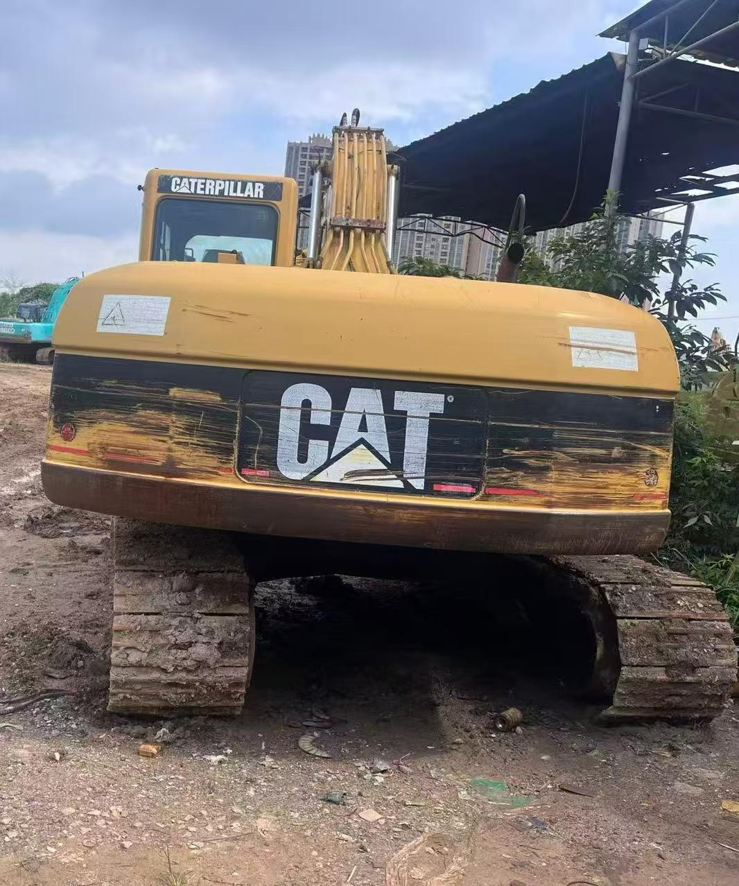 Buy Caterpillar 320CL Used Excavator / 3 Buy Caterpillar 320CL Used Excavator / 3