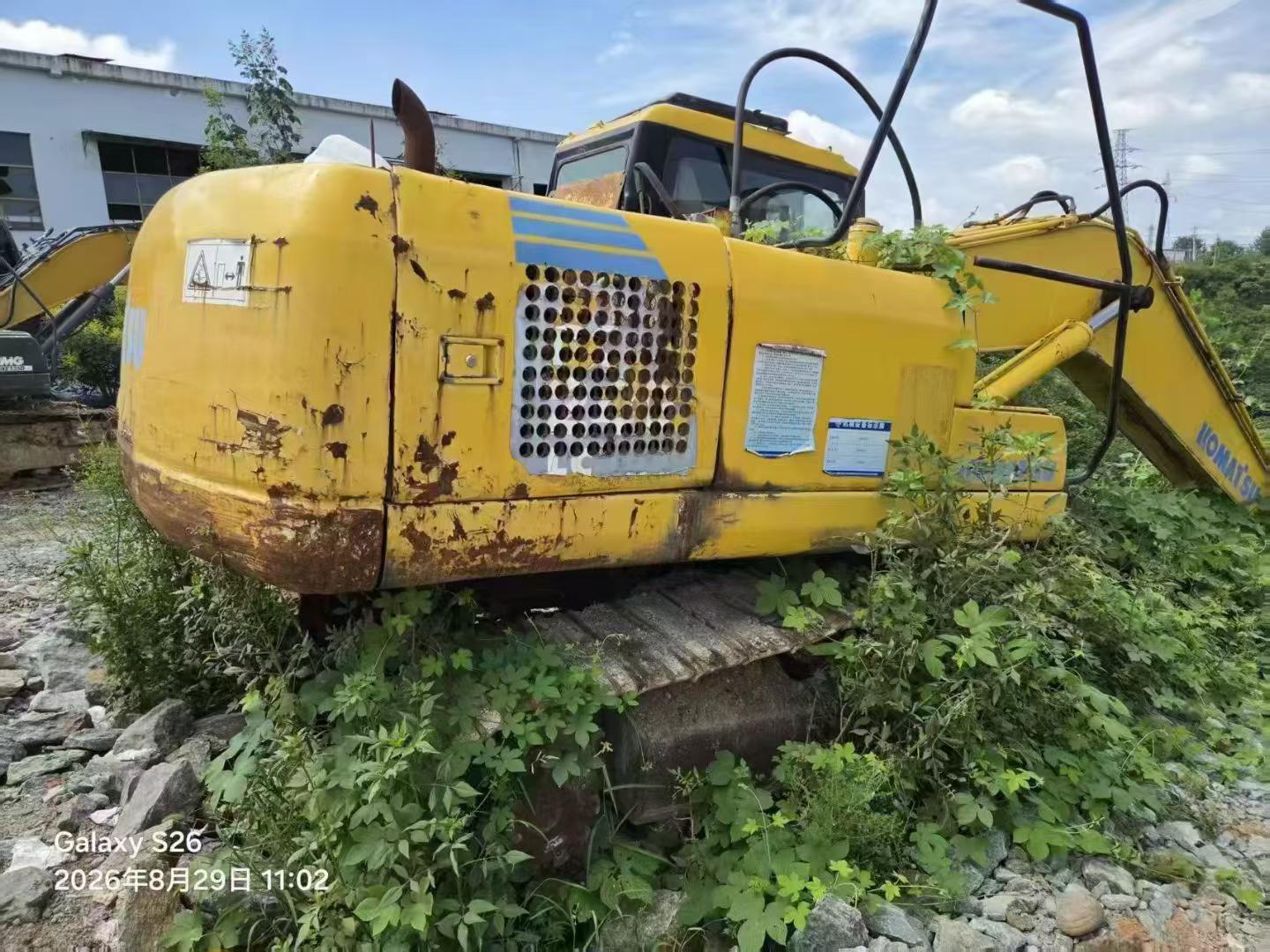 Buy Komatsu PC200-7 Used Excavator / 7 Buy Komatsu PC200-7 Used Excavator / 7