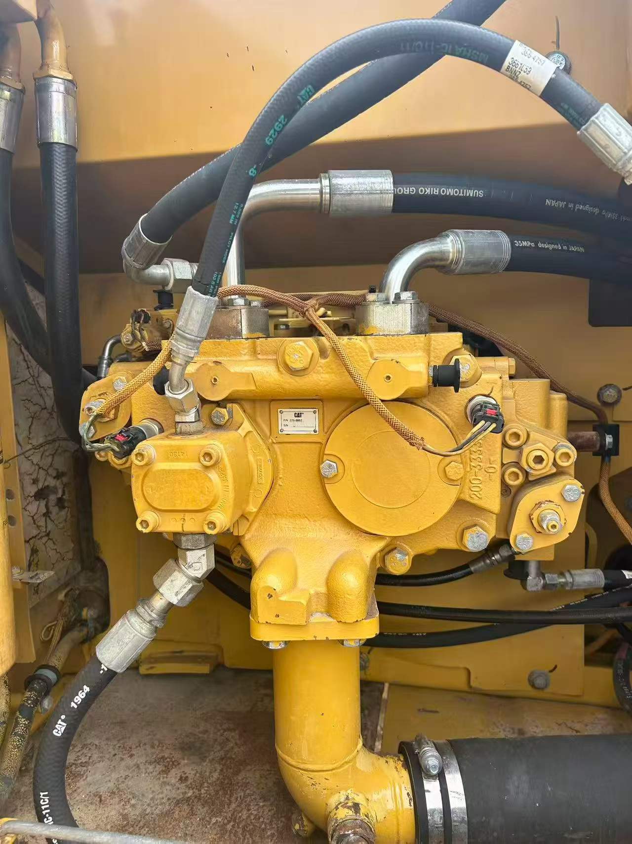 Buy Caterpillar 320D Used Excavator / 3 Buy Caterpillar 320D Used Excavator / 3