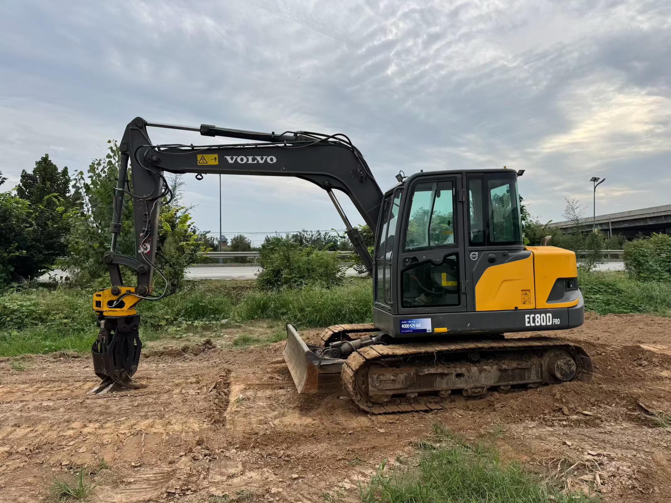 Buy Volvo EC80D Used Excavator / 6 Buy Volvo EC80D Used Excavator / 6