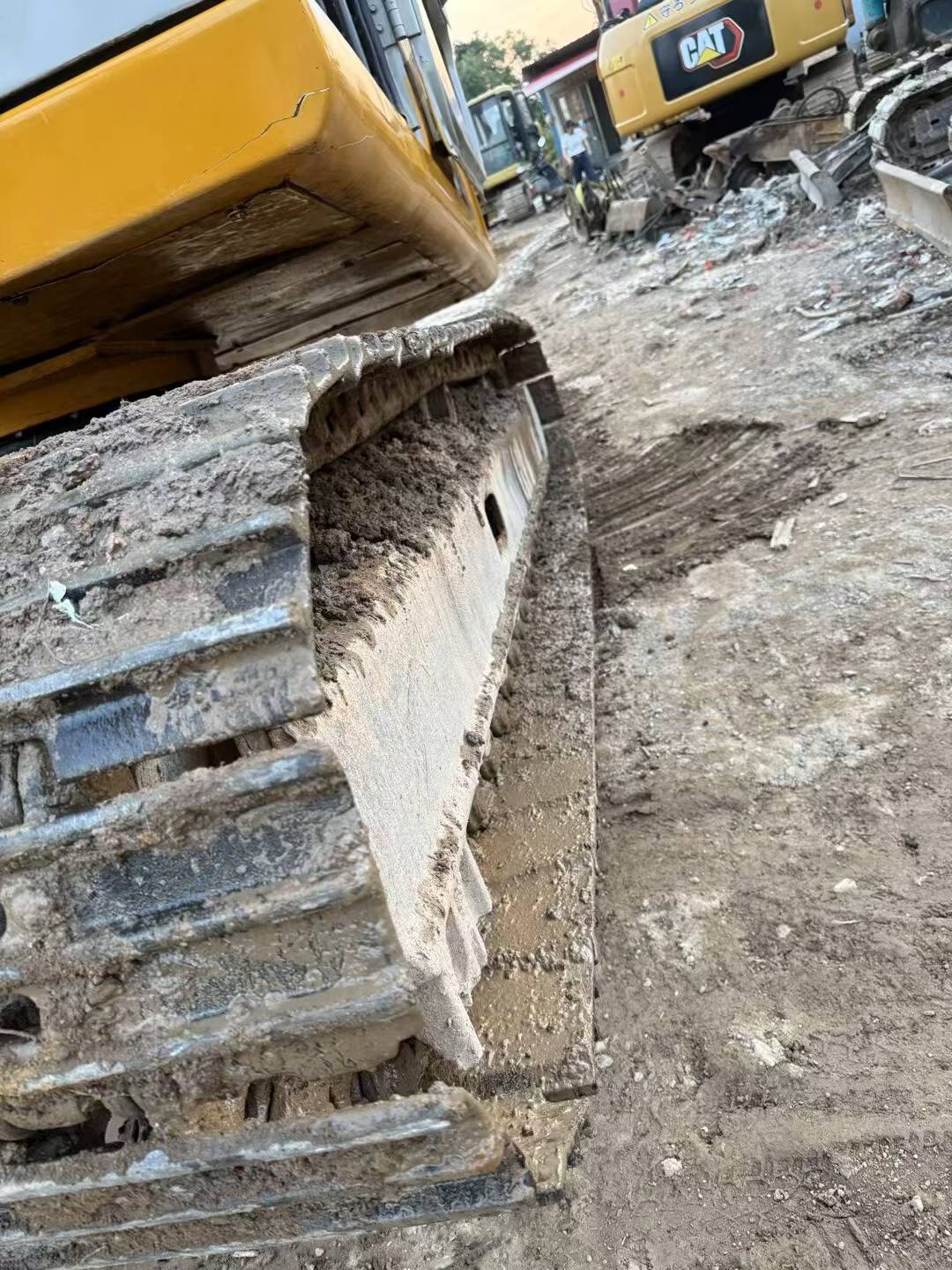 Buy Kato Used Excavator / 5 Buy Kato Used Excavator / 5