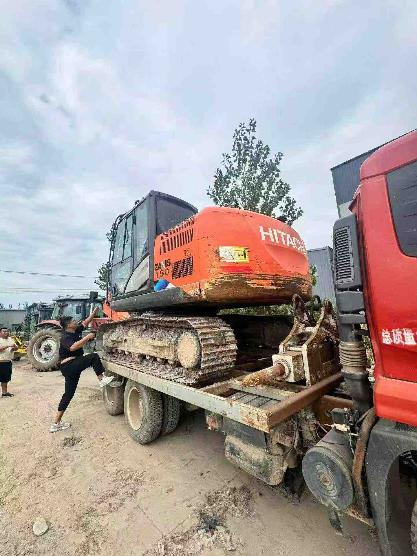 Buy Hitachi ZX130-5A Used Excavator / 2 Buy Hitachi ZX130-5A Used Excavator / 2