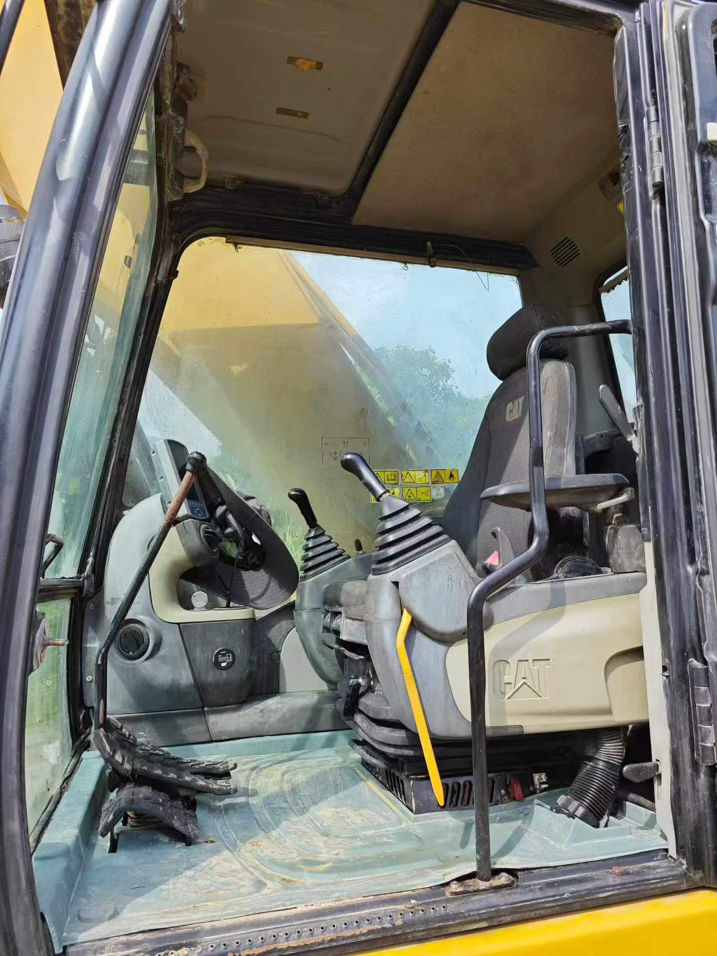 Buy Caterpillar 330B Used Excavator / 4 Buy Caterpillar 330B Used Excavator / 4