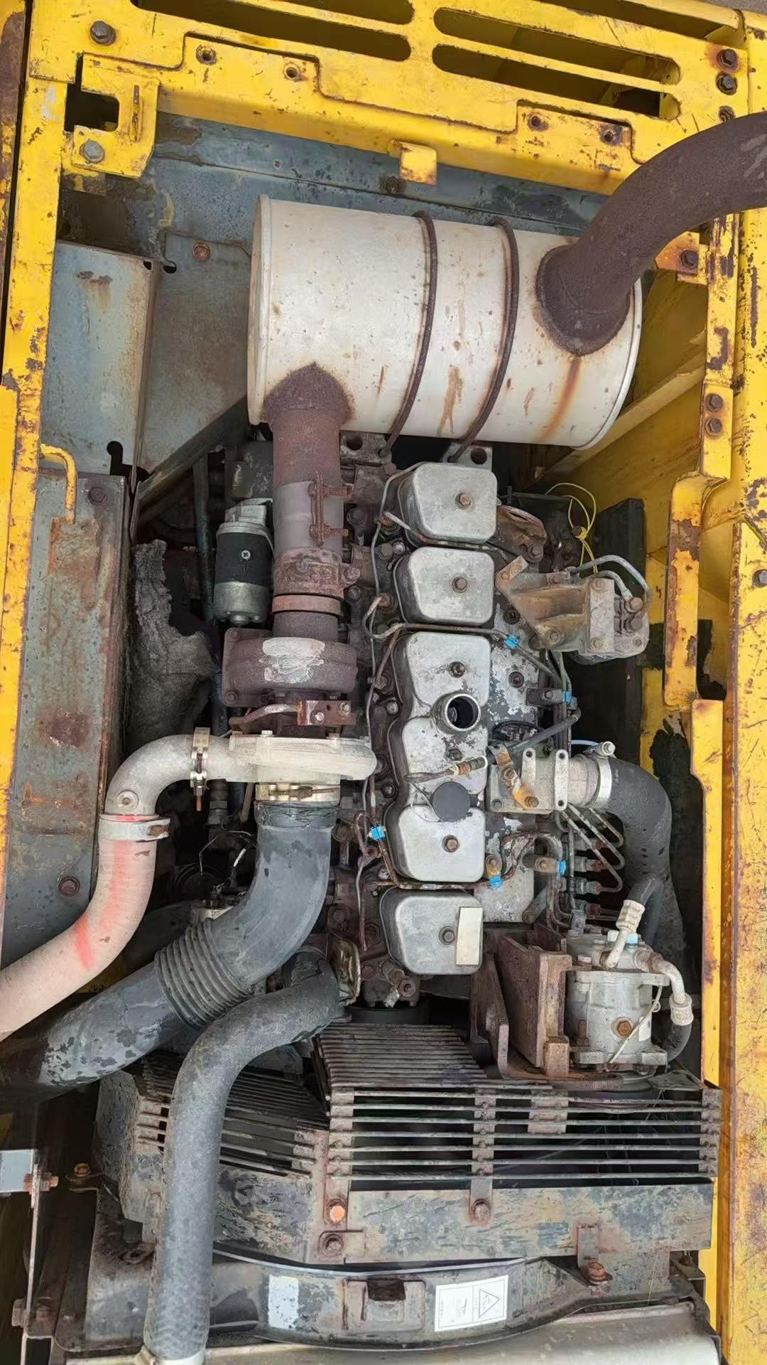 Buy Komatsu PC200-7 Used Excavator / 6 Buy Komatsu PC200-7 Used Excavator / 6