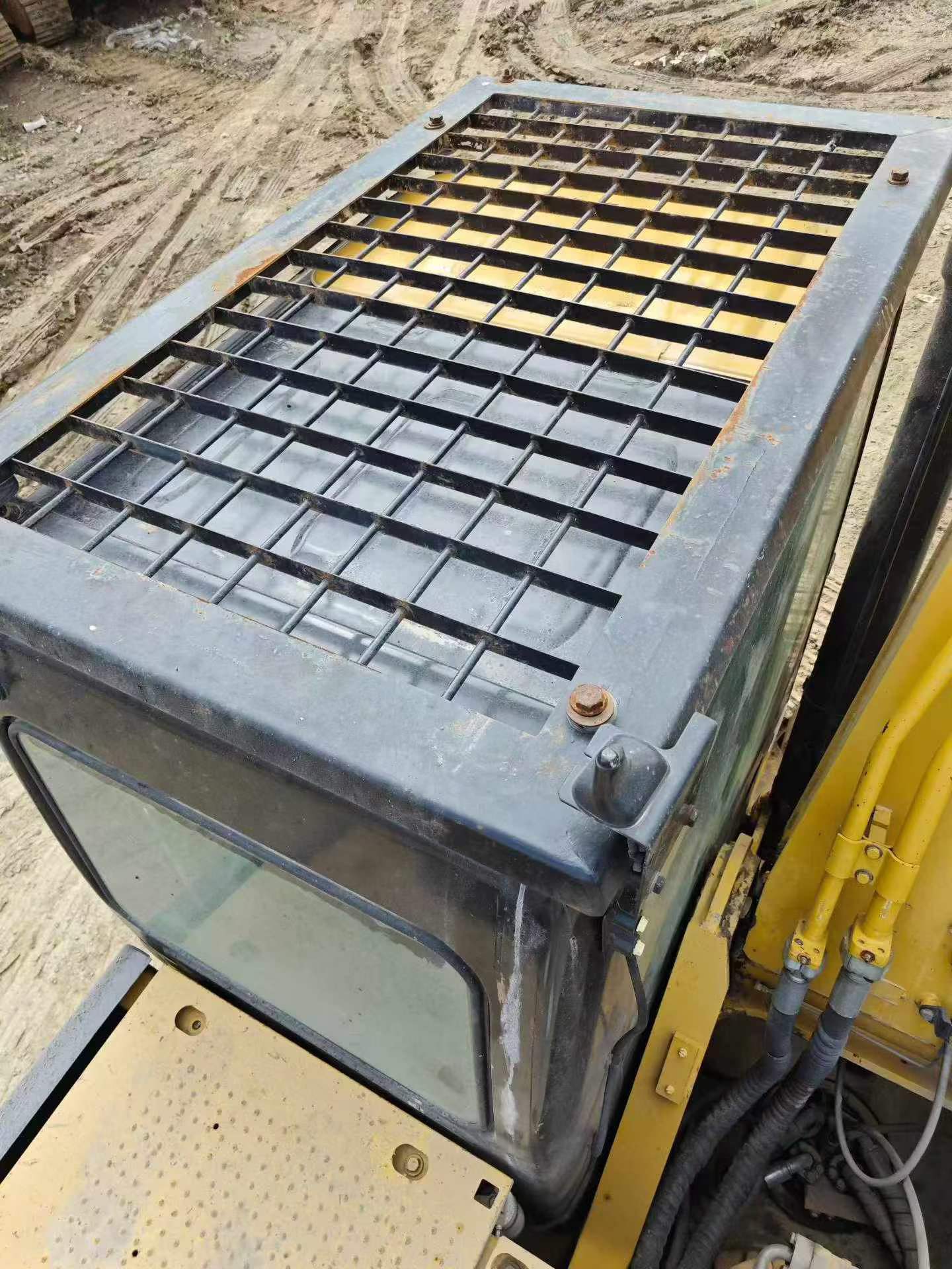 Buy Caterpillar 330B Used Excavator / 7 Buy Caterpillar 330B Used Excavator / 7