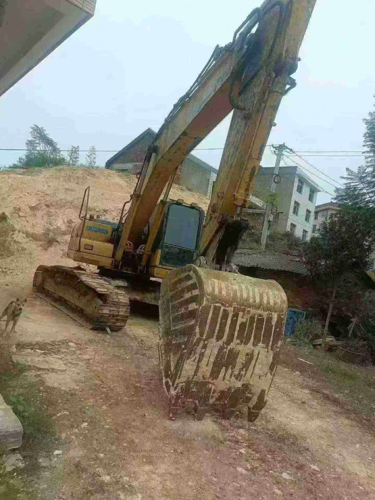 Buy Komatsu Used Excavator / 3 Buy Komatsu Used Excavator / 3