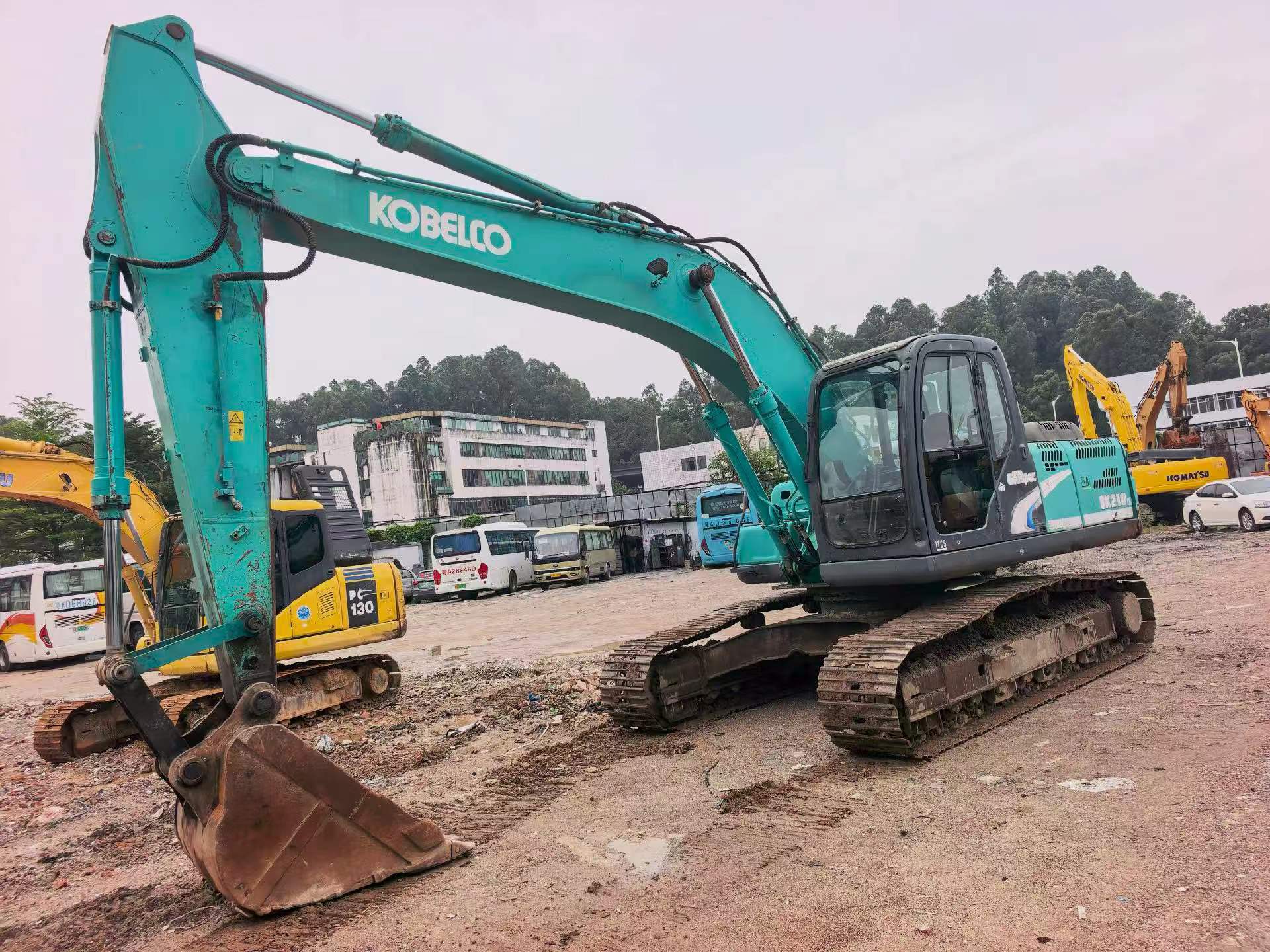Buy Kobelco Used Excavator / 4 Buy Kobelco Used Excavator / 4