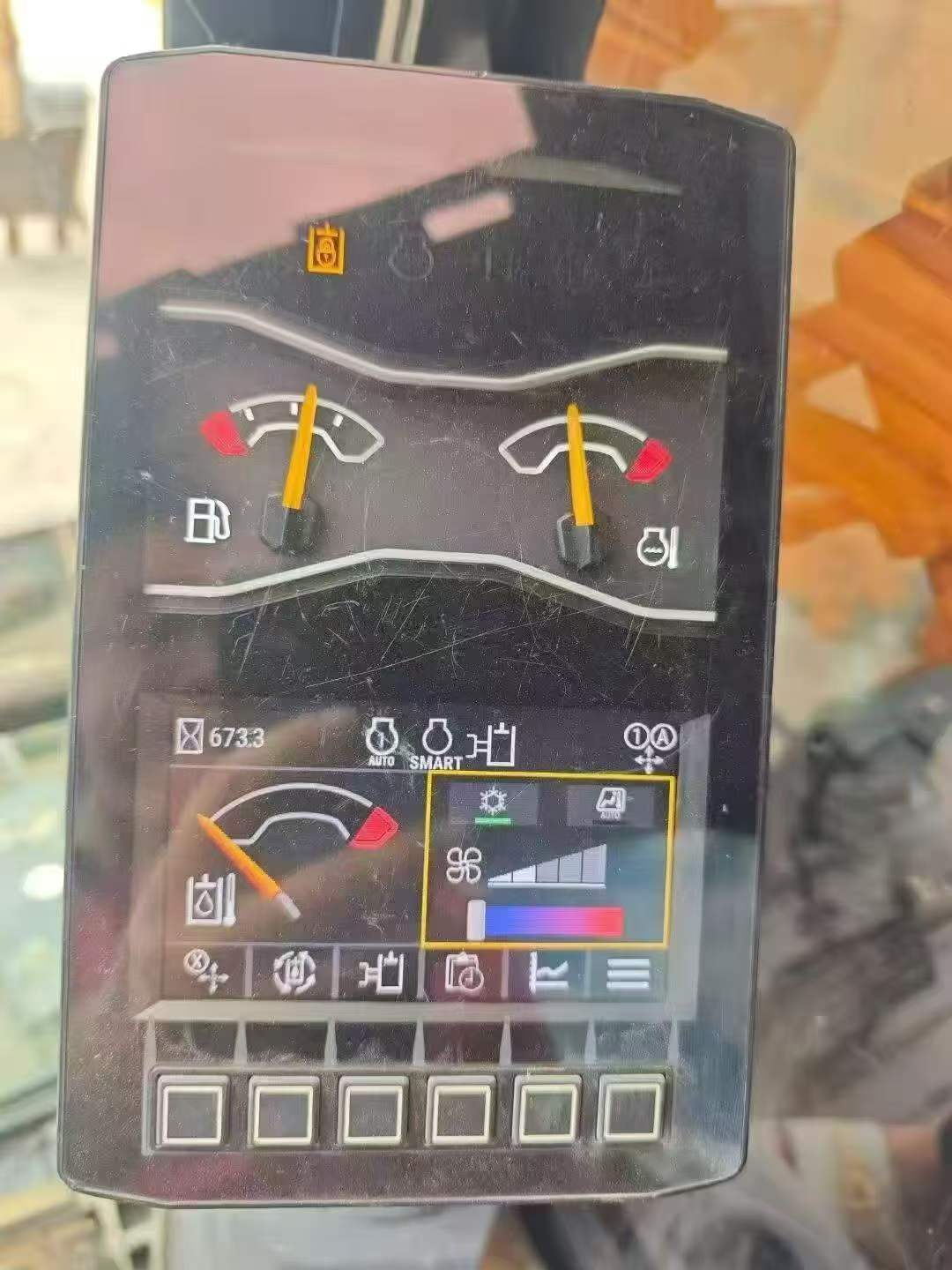 Buy Caterpillar Used Excavator / 7