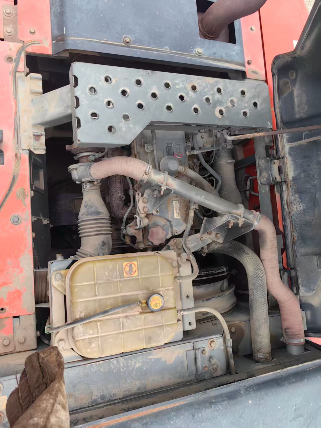 Buy Hitachi ZH200-5A Used Excavator / 4 Buy Hitachi ZH200-5A Used Excavator / 4