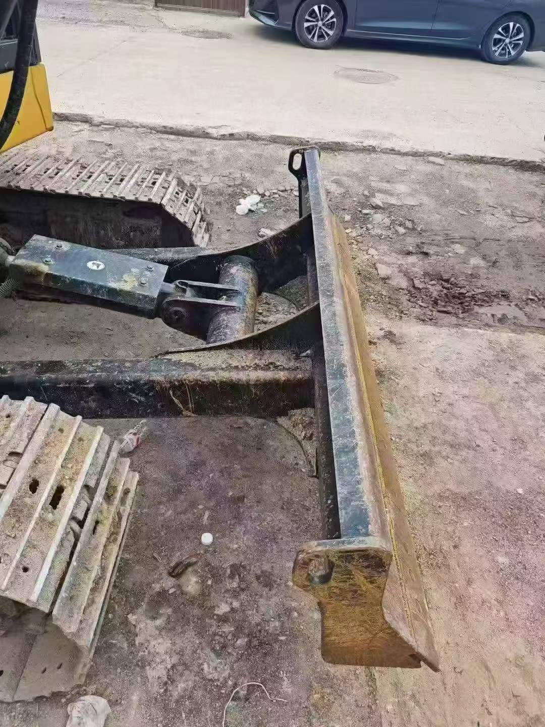 Buy Caterpillar Used Excavator / 6