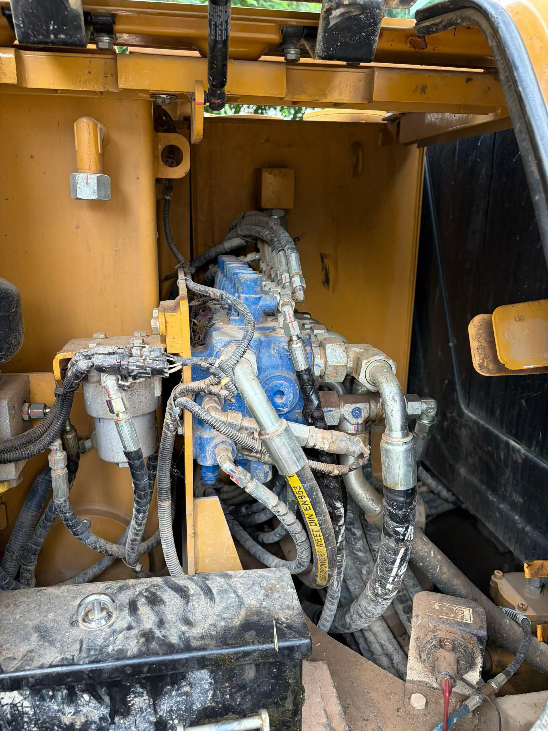 Buy Sany SY60 Used Excavator / 2 Buy Sany SY60 Used Excavator / 2