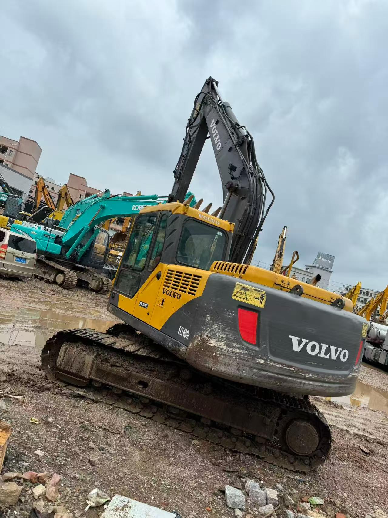 Buy Volvo EC140 Used Excavator / 9