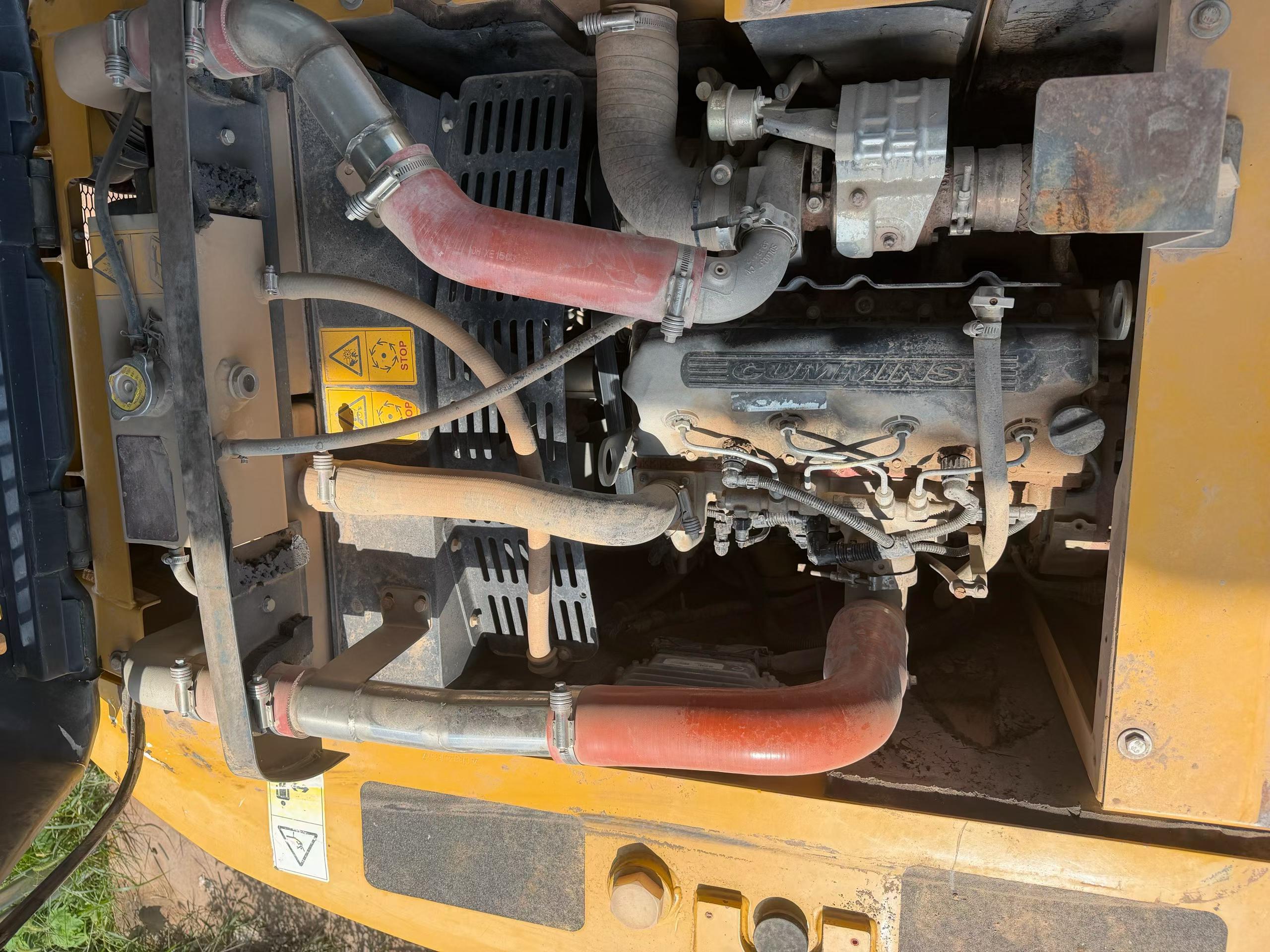 Buy XCMG XE135B Used Excavator / 5
