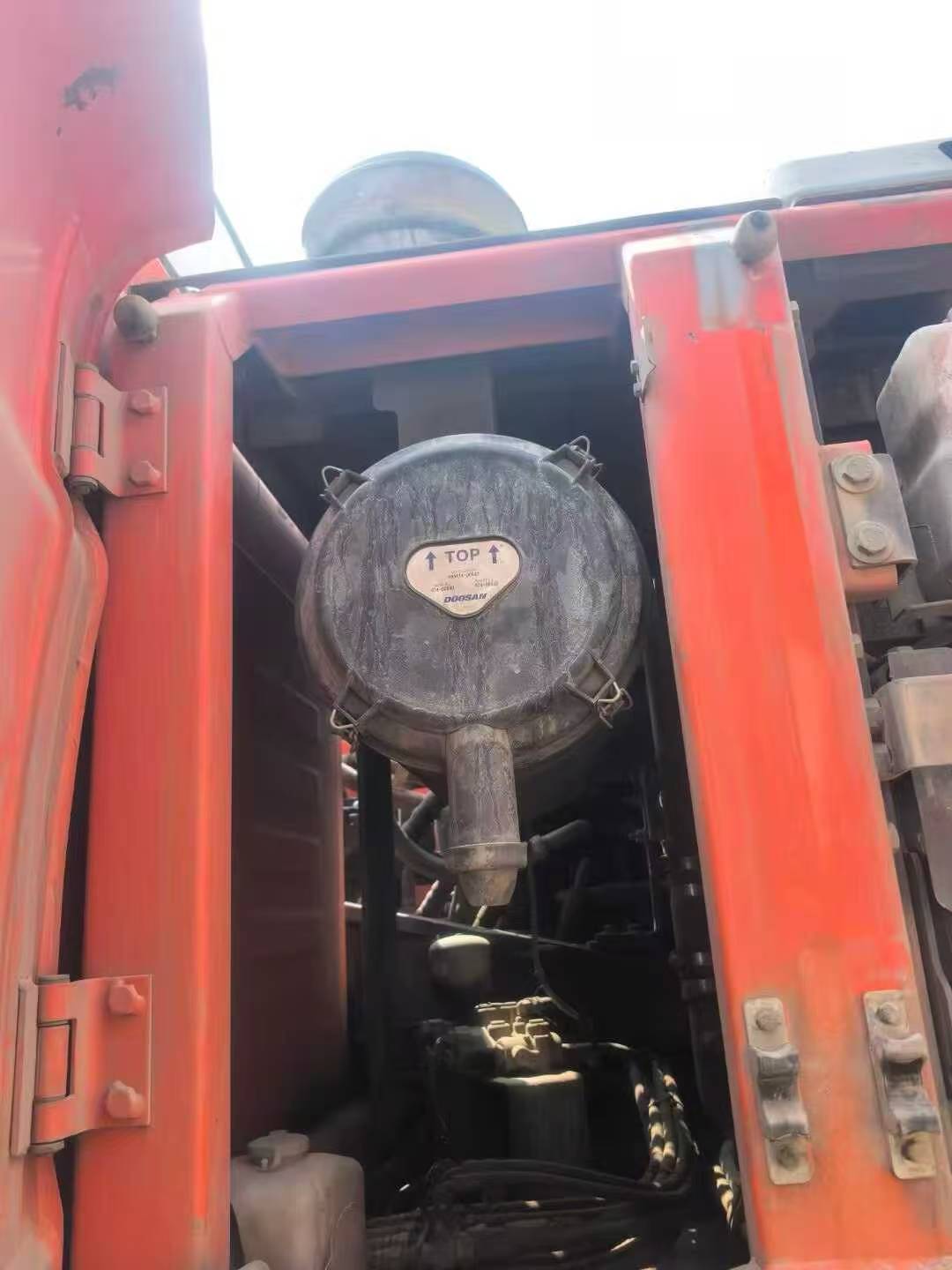 Buy Doosan DH215-7 Used Excavator / 6