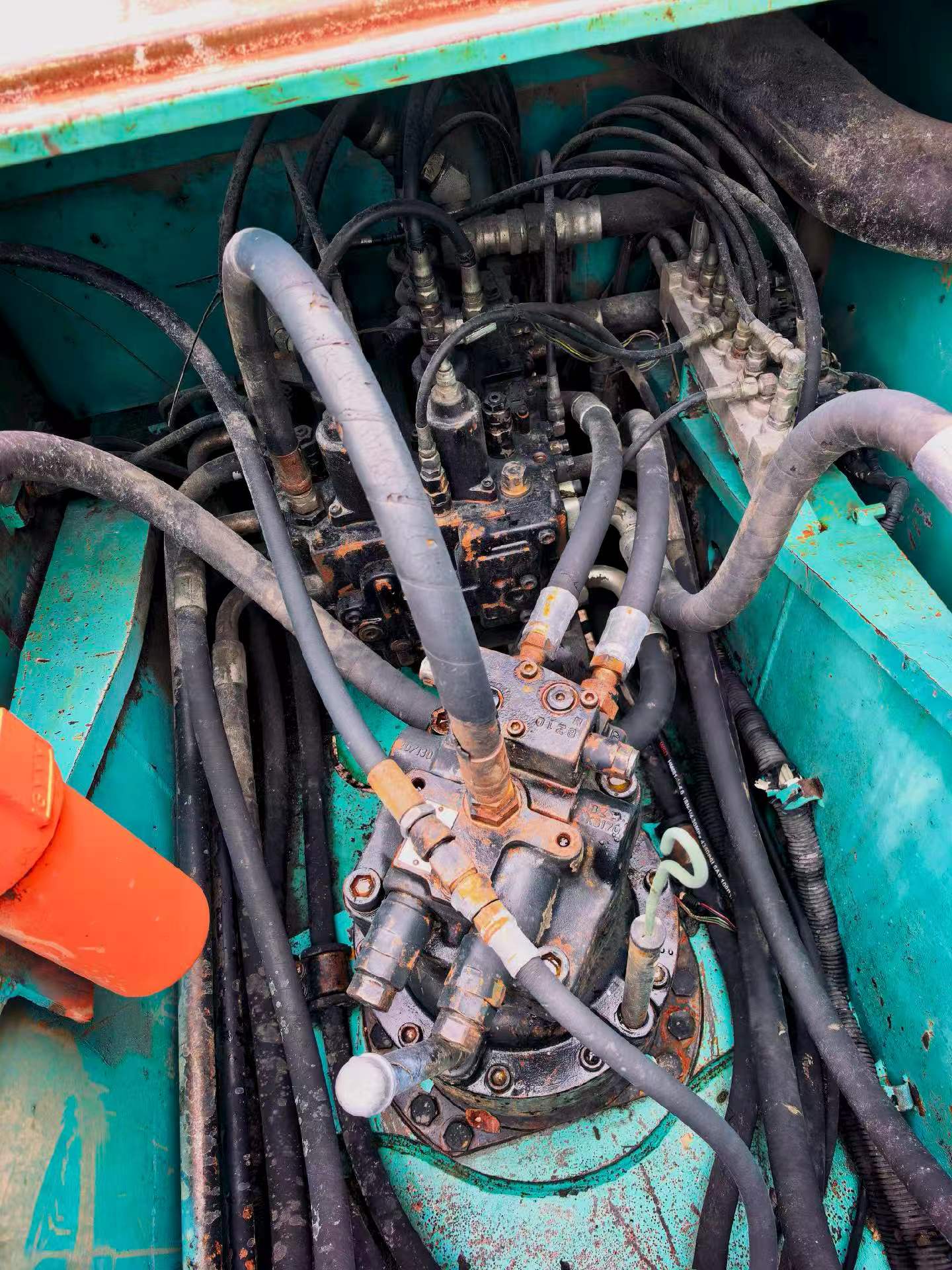Buy Kobelco Used Excavator / 9 Buy Kobelco Used Excavator / 9