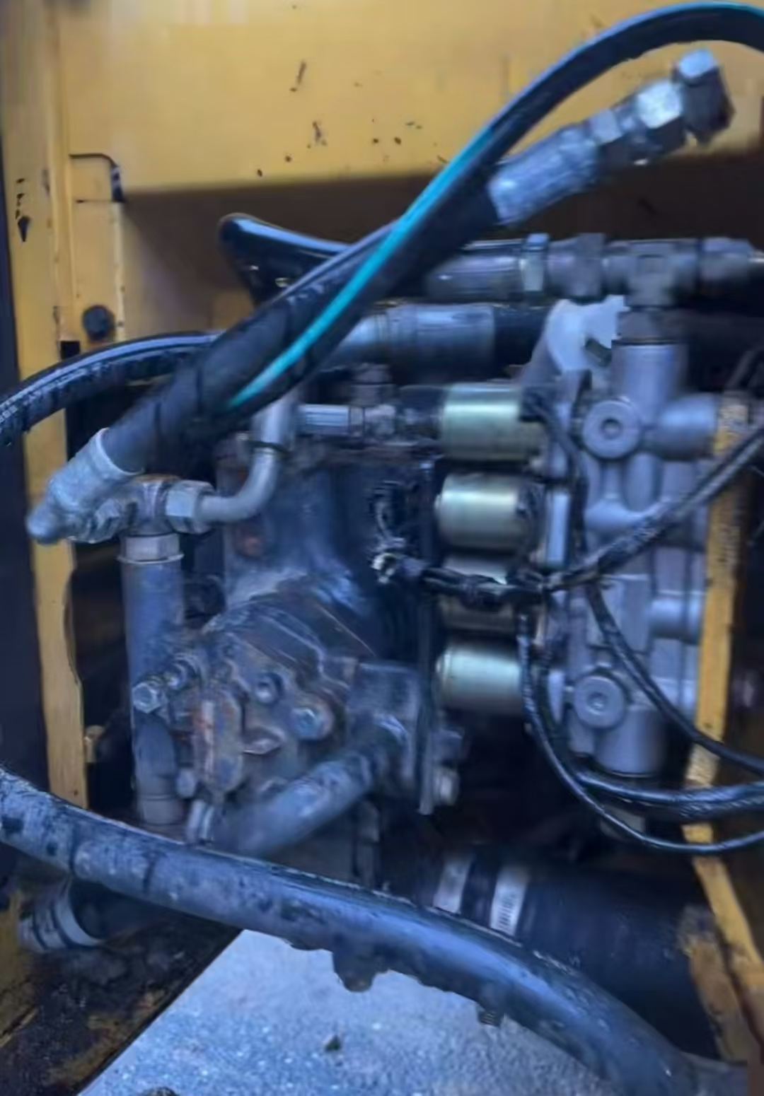 Buy Komatsu PC120-6E Used Excavator / 3 Buy Komatsu PC120-6E Used Excavator / 3
