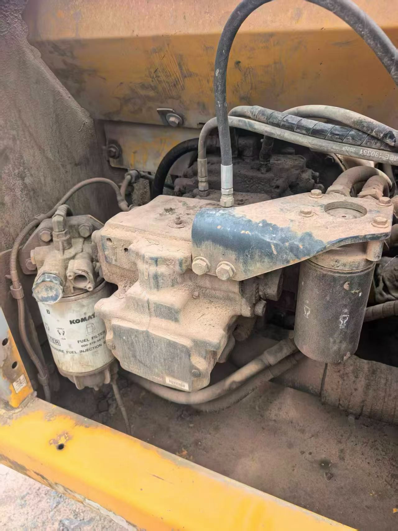 Buy Komatsu PC220-8 Used Excavator / 6 Buy Komatsu PC220-8 Used Excavator / 6