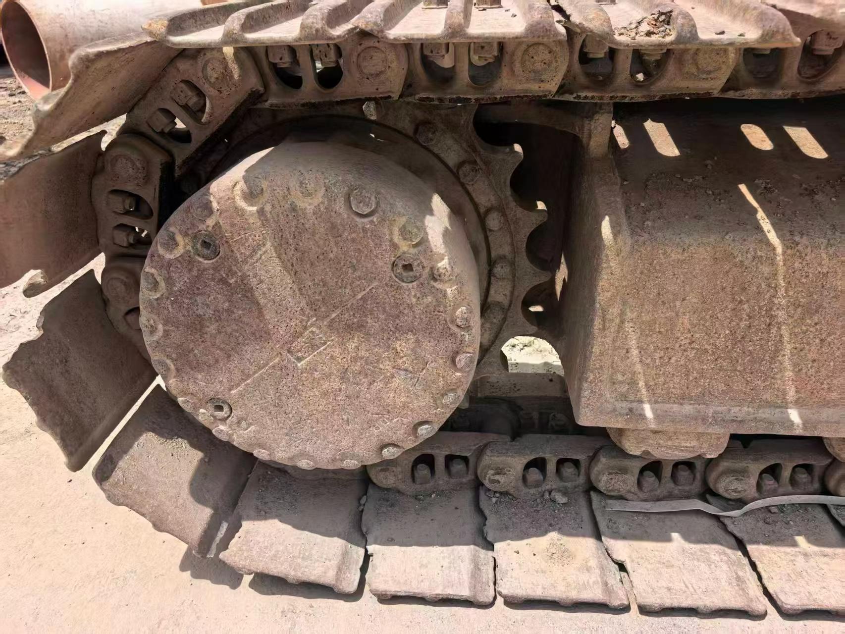 Buy Komatsu PC220-8 Used Excavator / 5 Buy Komatsu PC220-8 Used Excavator / 5