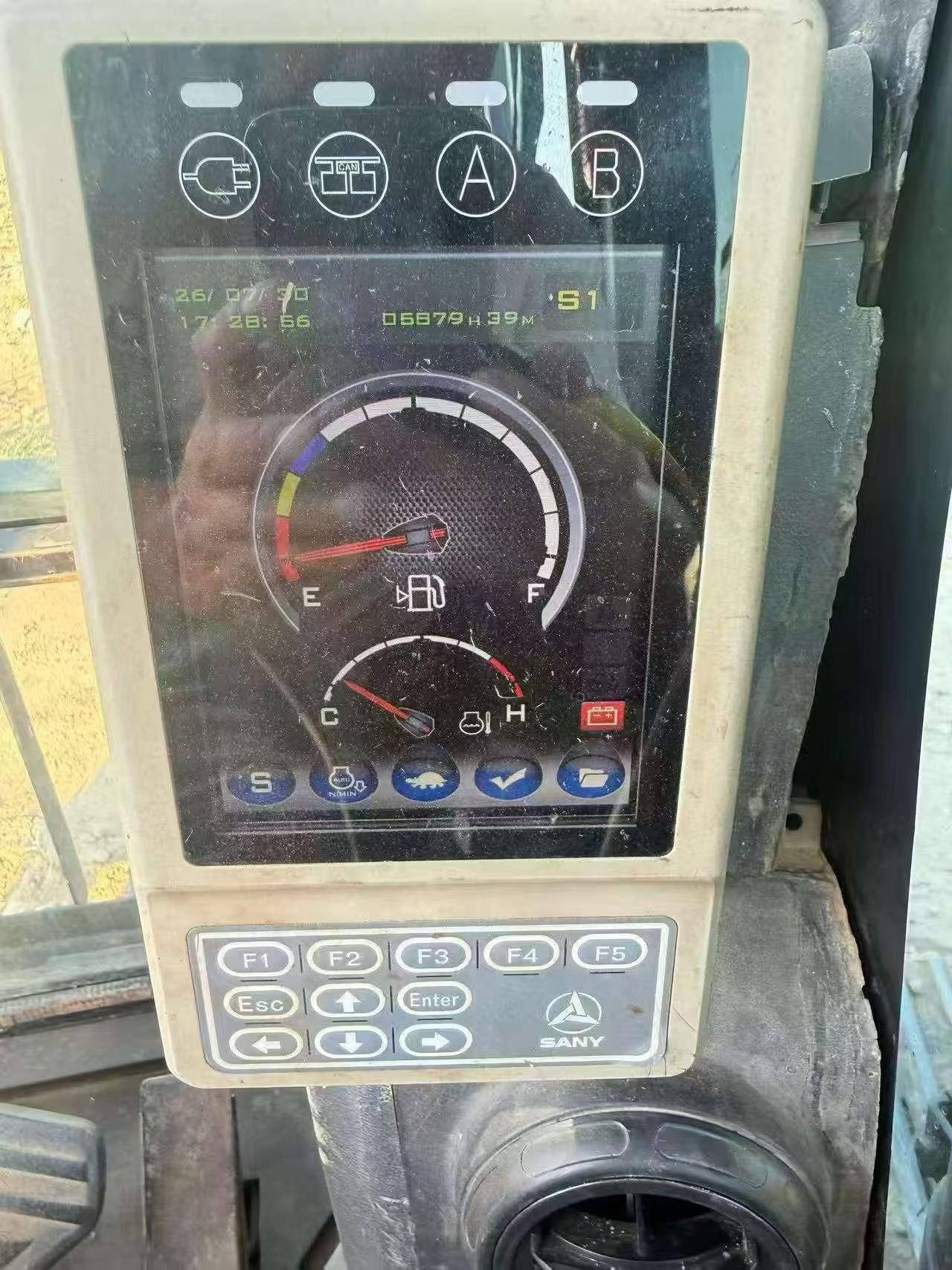 Buy Sany SY155-8C Used Excavator / 6 Buy Sany SY155-8C Used Excavator / 6