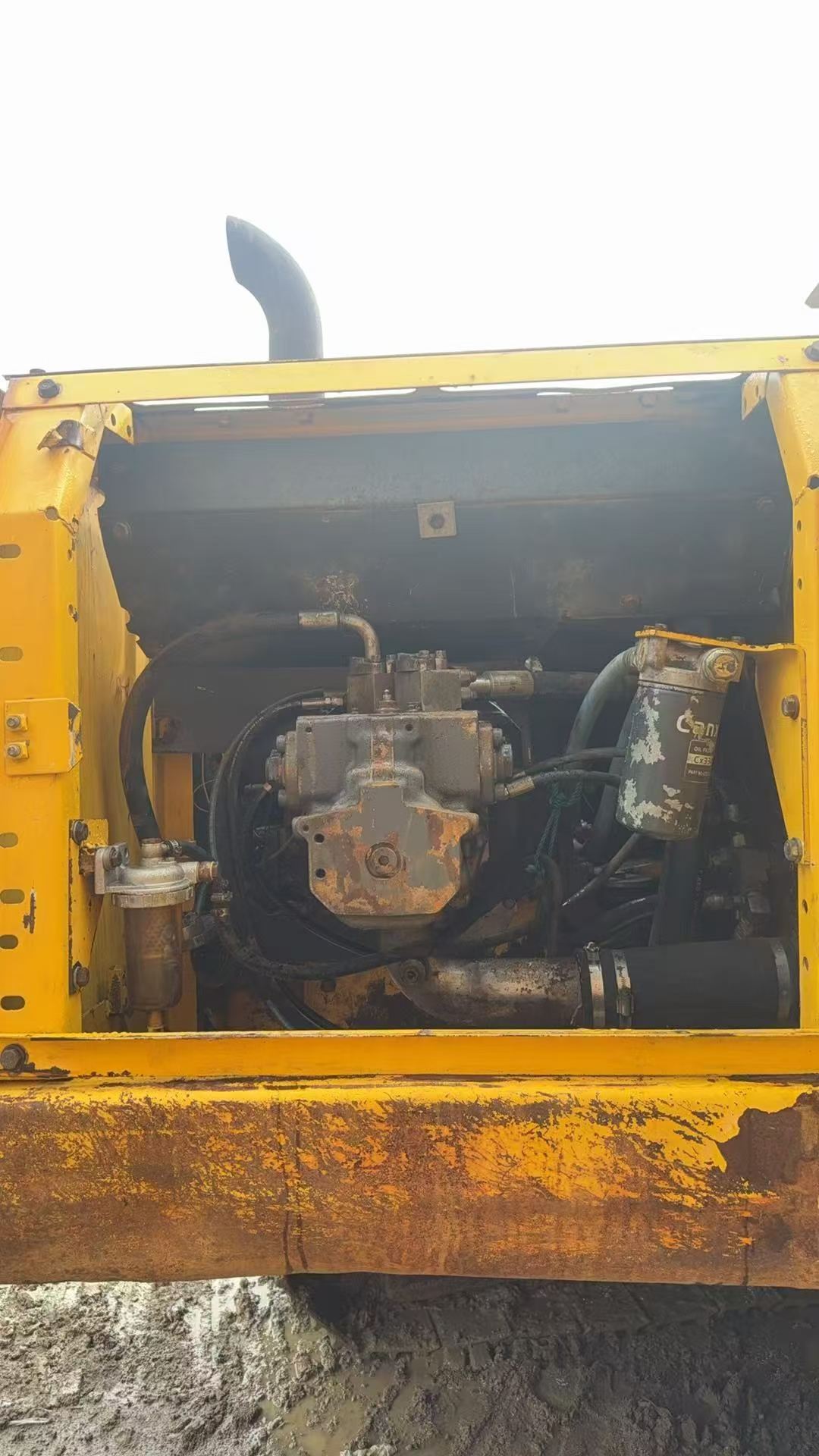 Buy Komatsu PC200-7 Used Excavator / 8 Buy Komatsu PC200-7 Used Excavator / 8