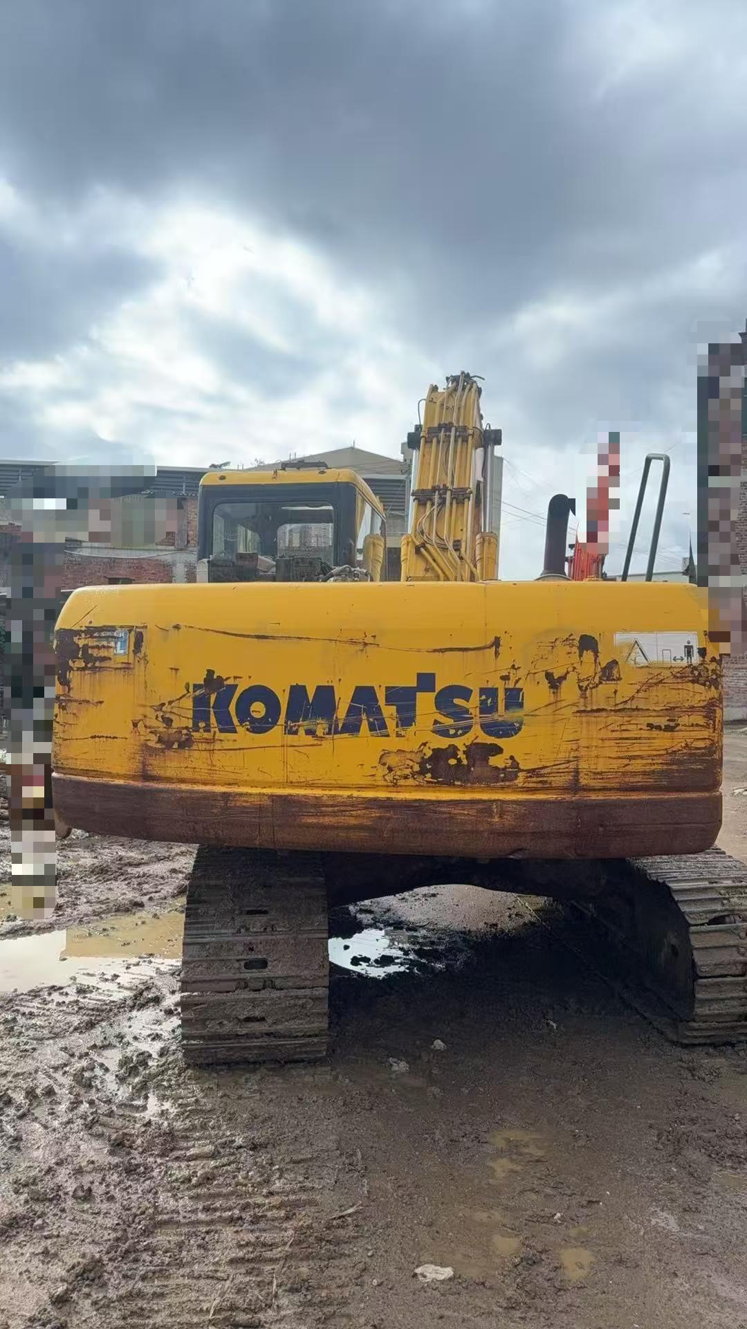Buy Komatsu PC200-7 Used Excavator / 7 Buy Komatsu PC200-7 Used Excavator / 7