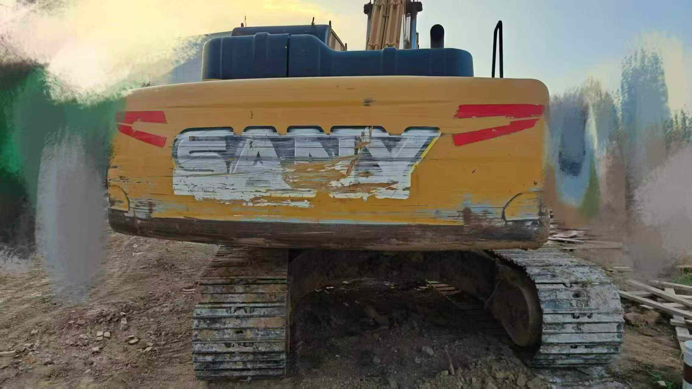 Buy Sany SY215C Used Excavator / 8 Buy Sany SY215C Used Excavator / 8