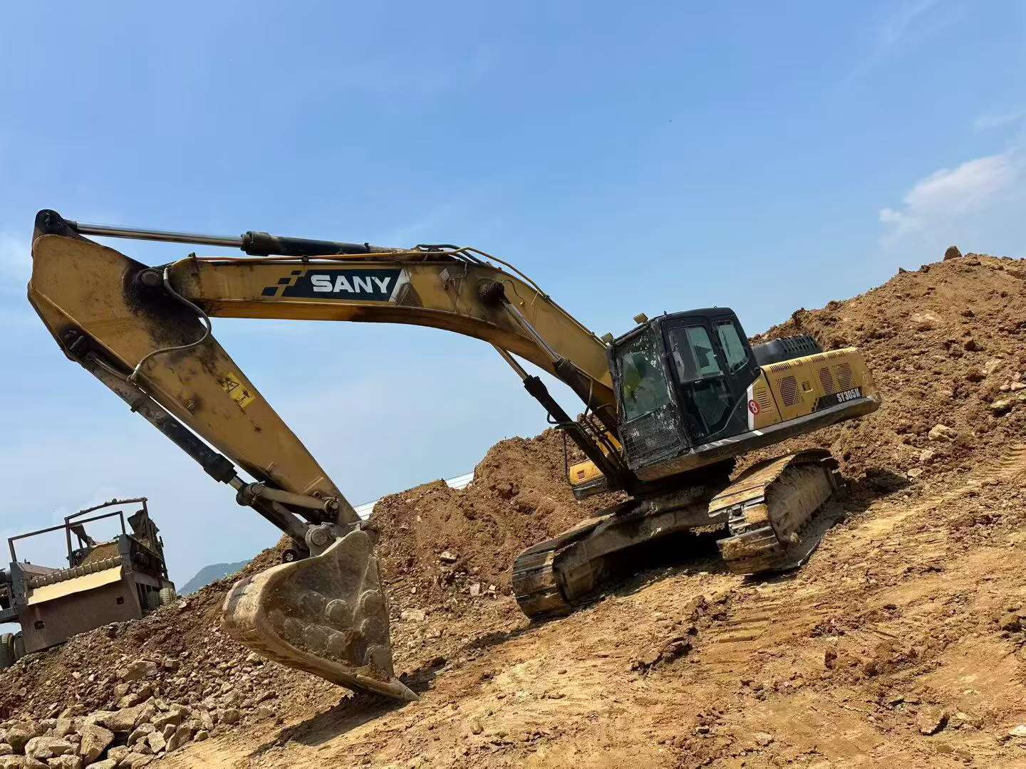 Buy Sany SY305-9 Used Excavator / 2 Buy Sany SY305-9 Used Excavator / 2