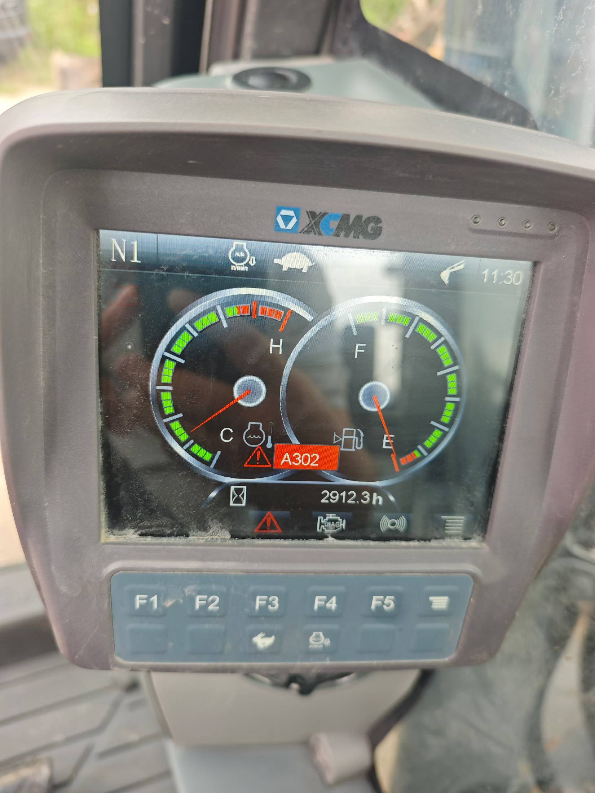 Buy XCMG XE135D Used Excavator / 6 Buy XCMG XE135D Used Excavator / 6