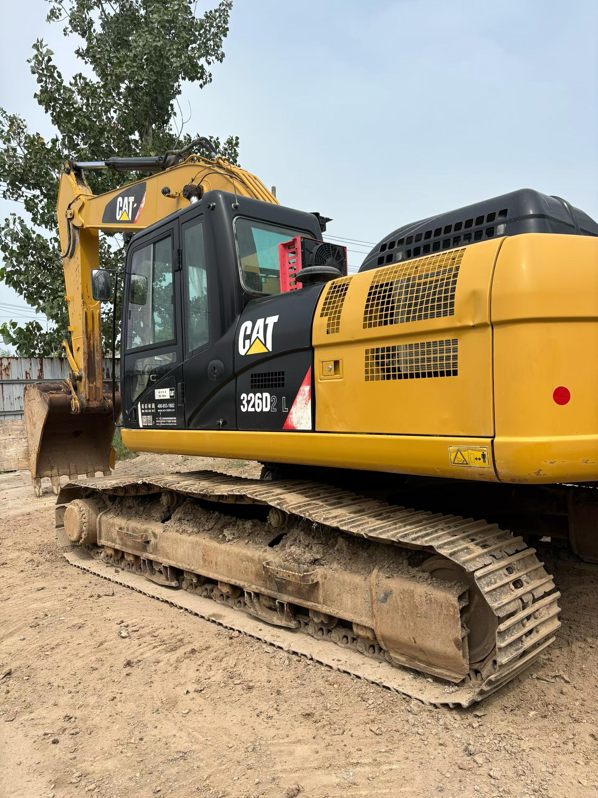 Buy Caterpillar 326DL Used Excavator / 1