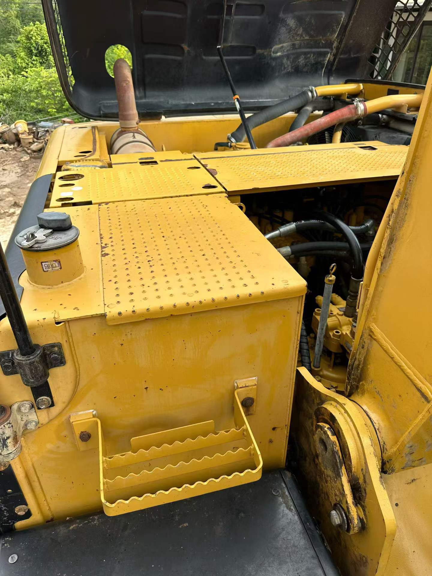 Buy Caterpillar 320D Used Excavator / 7