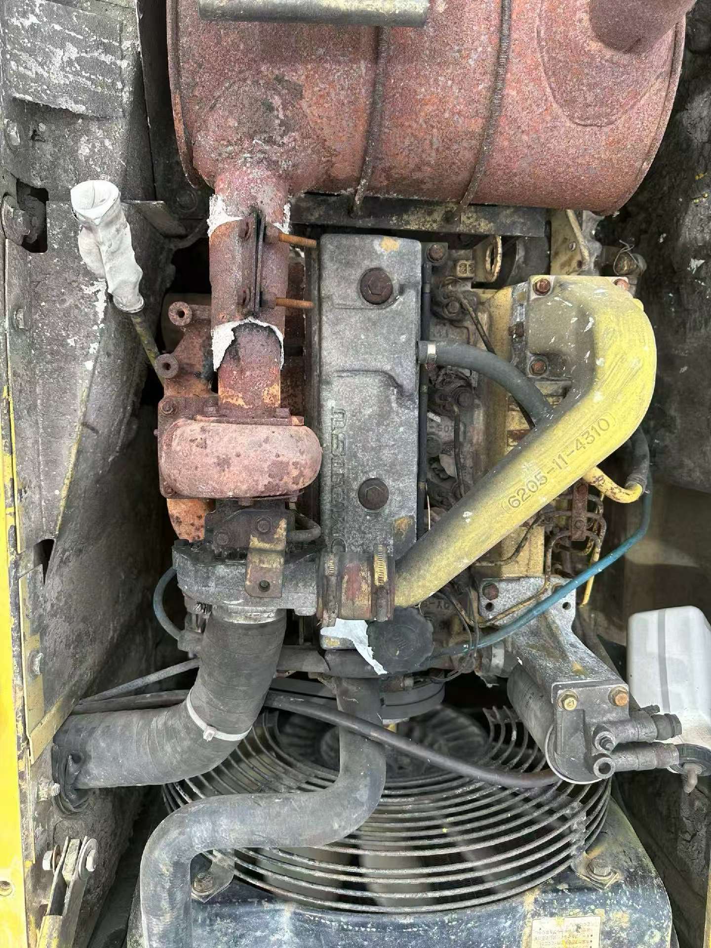 Buy Komatsu PC120-6 Used Excavator / 4 Buy Komatsu PC120-6 Used Excavator / 4