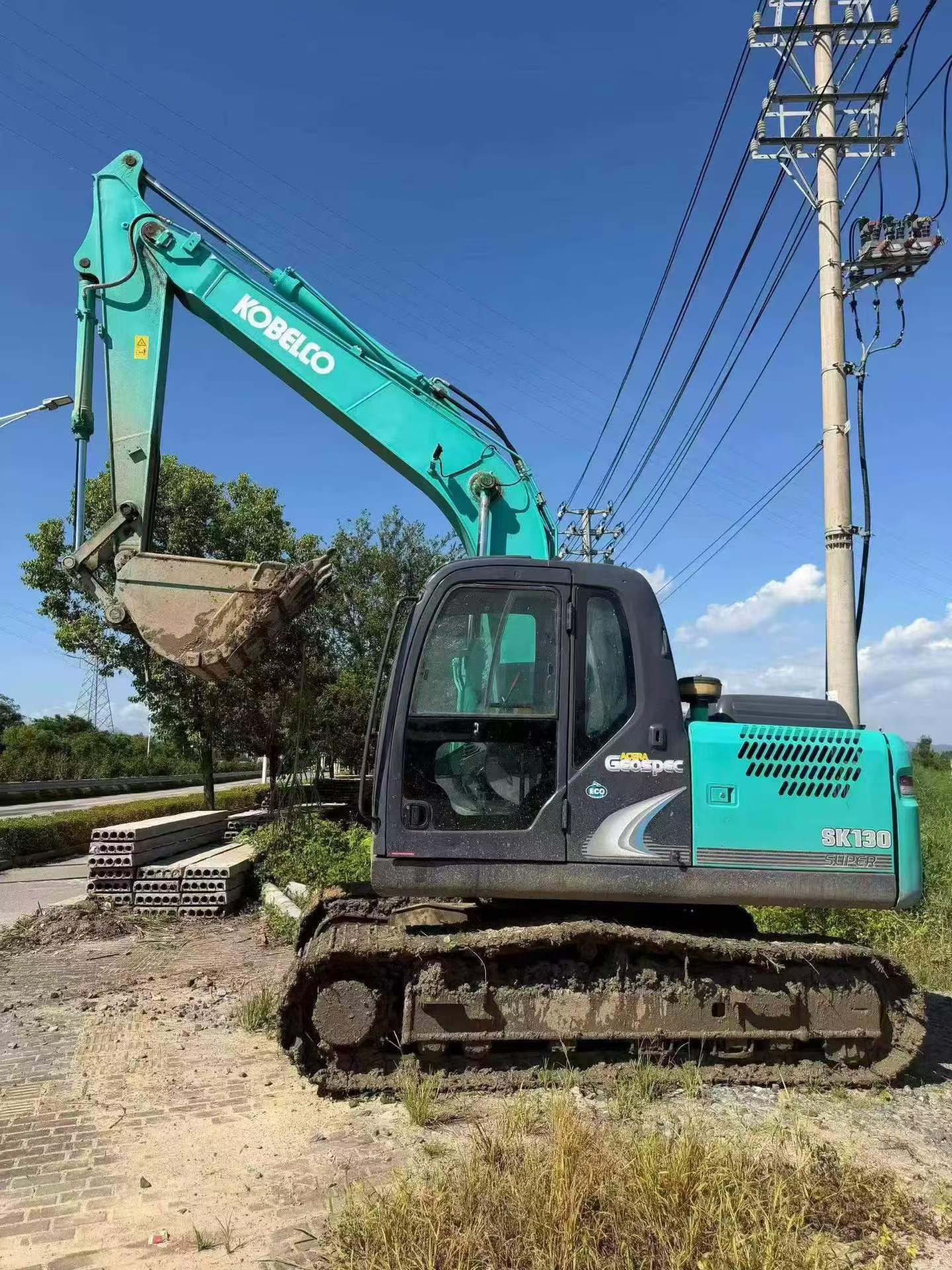 Buy Kobelco Used Excavator / 1