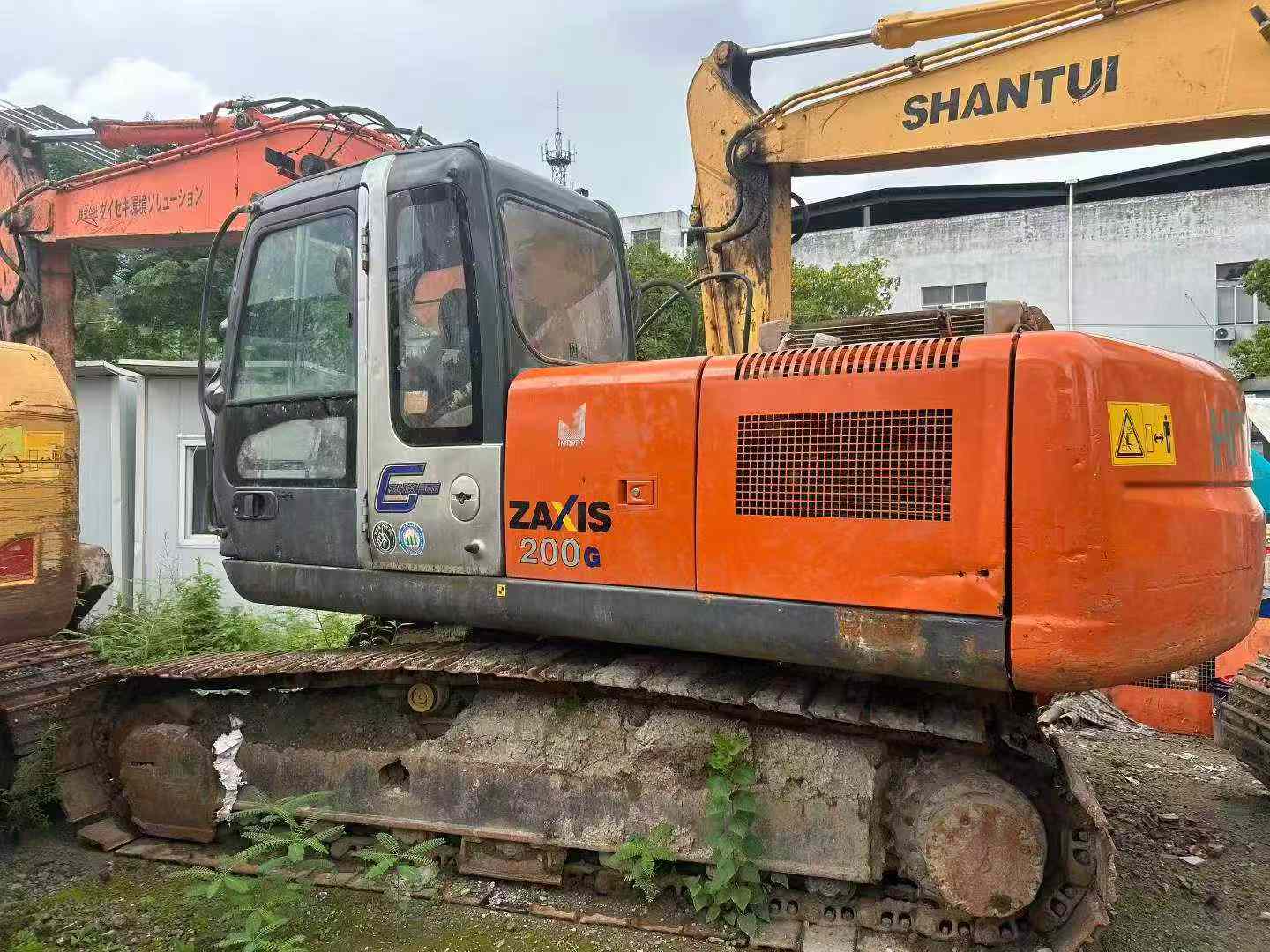 Buy Hitachi ZX200-6 Used Excavator / 2 Buy Hitachi ZX200-6 Used Excavator / 2