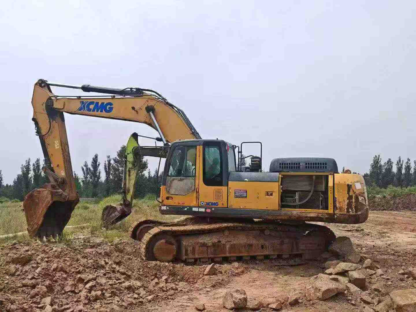Buy XCMG XE370 Used Excavator / 1
