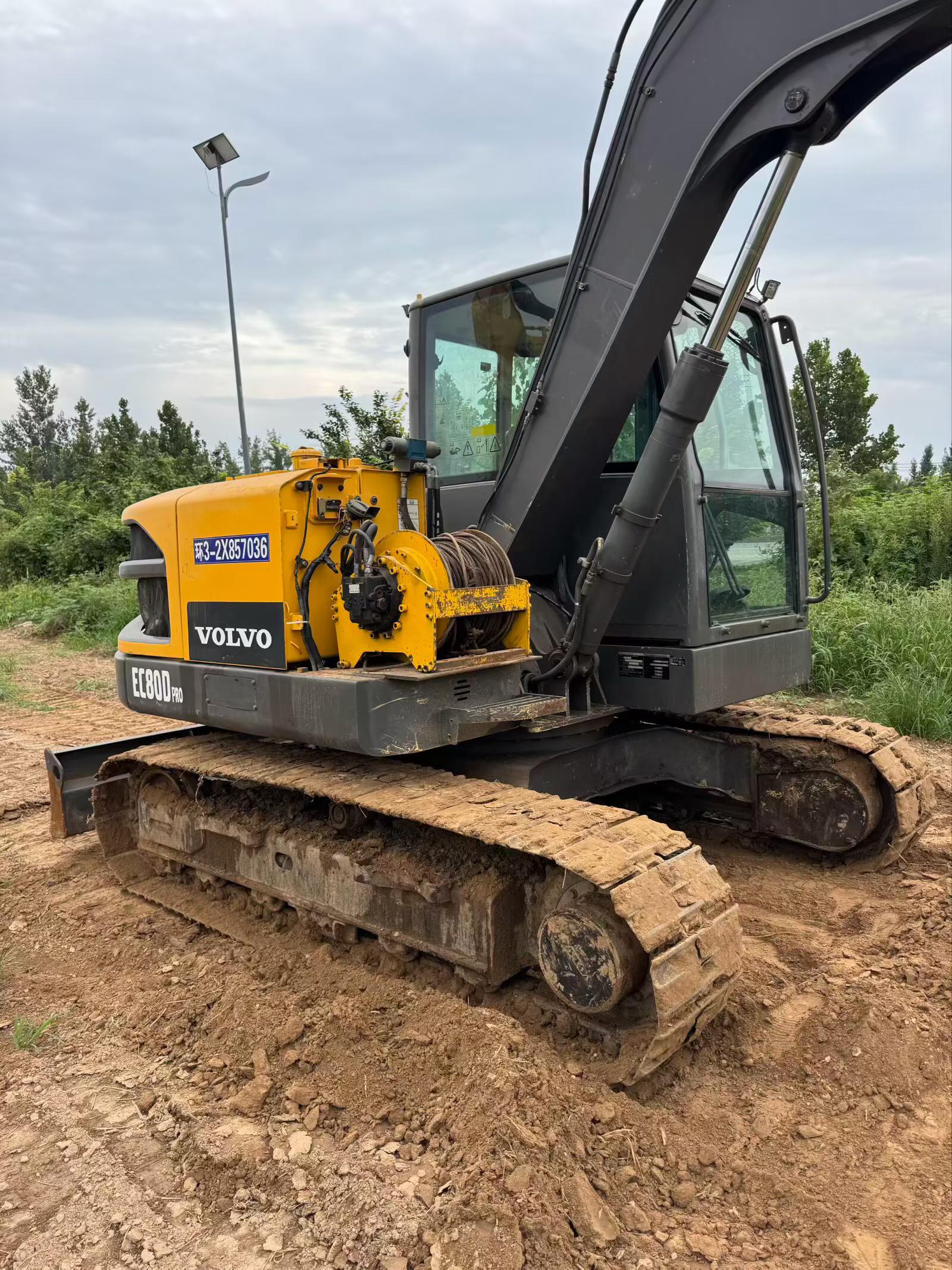 Buy Volvo EC80D Used Excavator / 3 Buy Volvo EC80D Used Excavator / 3