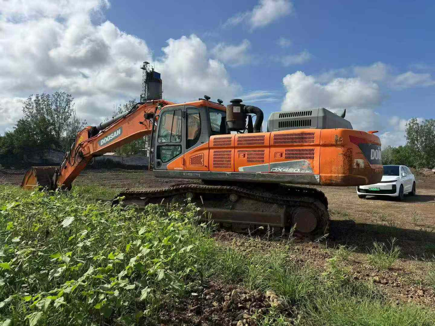 Buy Doosan DH420 Used Excavator / 3 Buy Doosan DH420 Used Excavator / 3