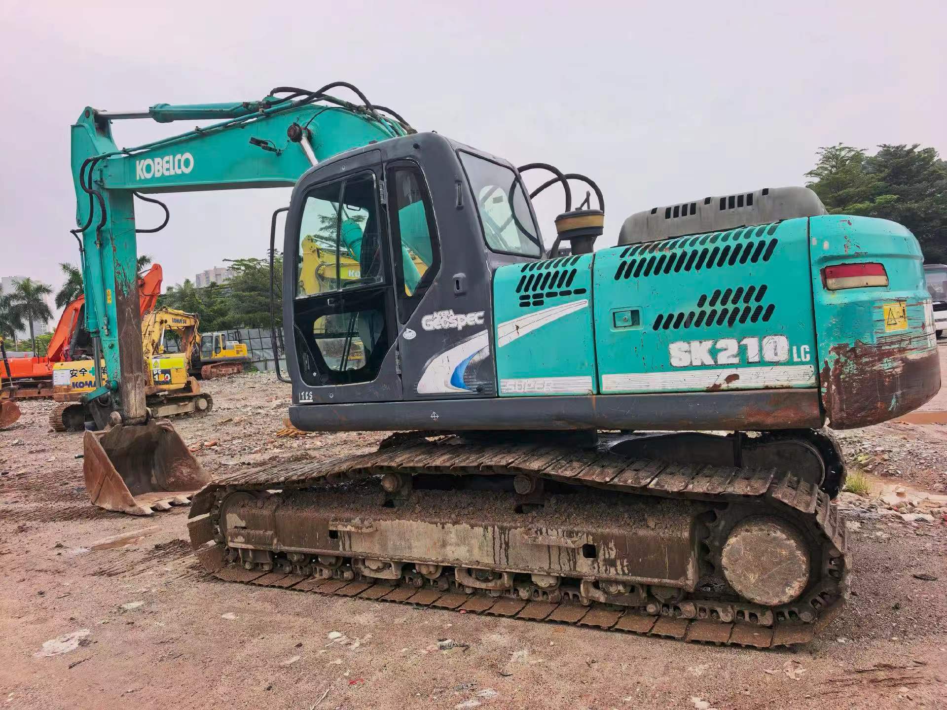 Buy Kobelco Used Excavator / 1