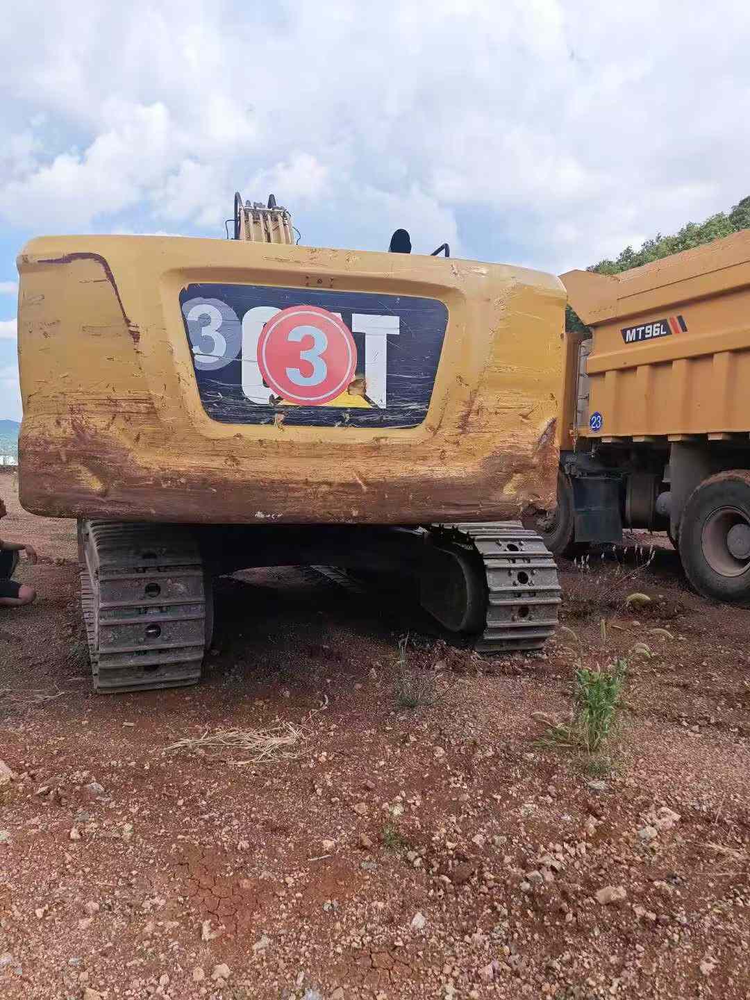 Buy Caterpillar 336E Used Excavator / 2 Buy Caterpillar 336E Used Excavator / 2