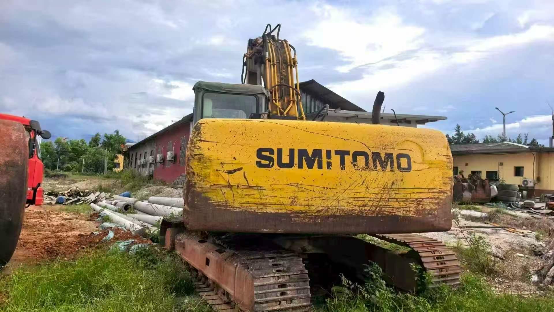 Buy Sumitomo SH210-5 Used Excavator / 2 Buy Sumitomo SH210-5 Used Excavator / 2