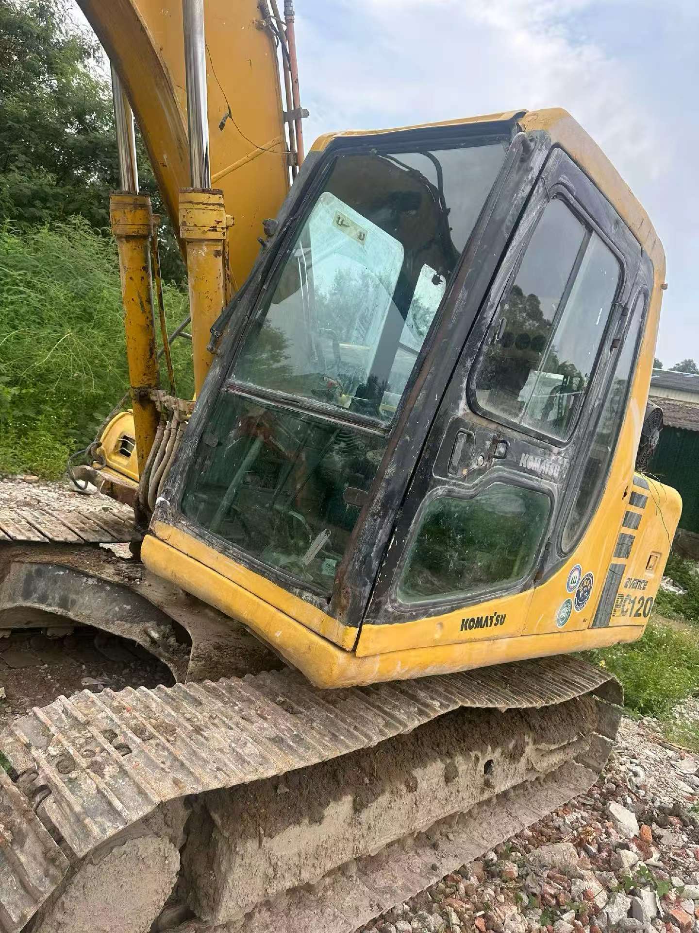 Buy Komatsu PC120-6 Used Excavator / 8 Buy Komatsu PC120-6 Used Excavator / 8