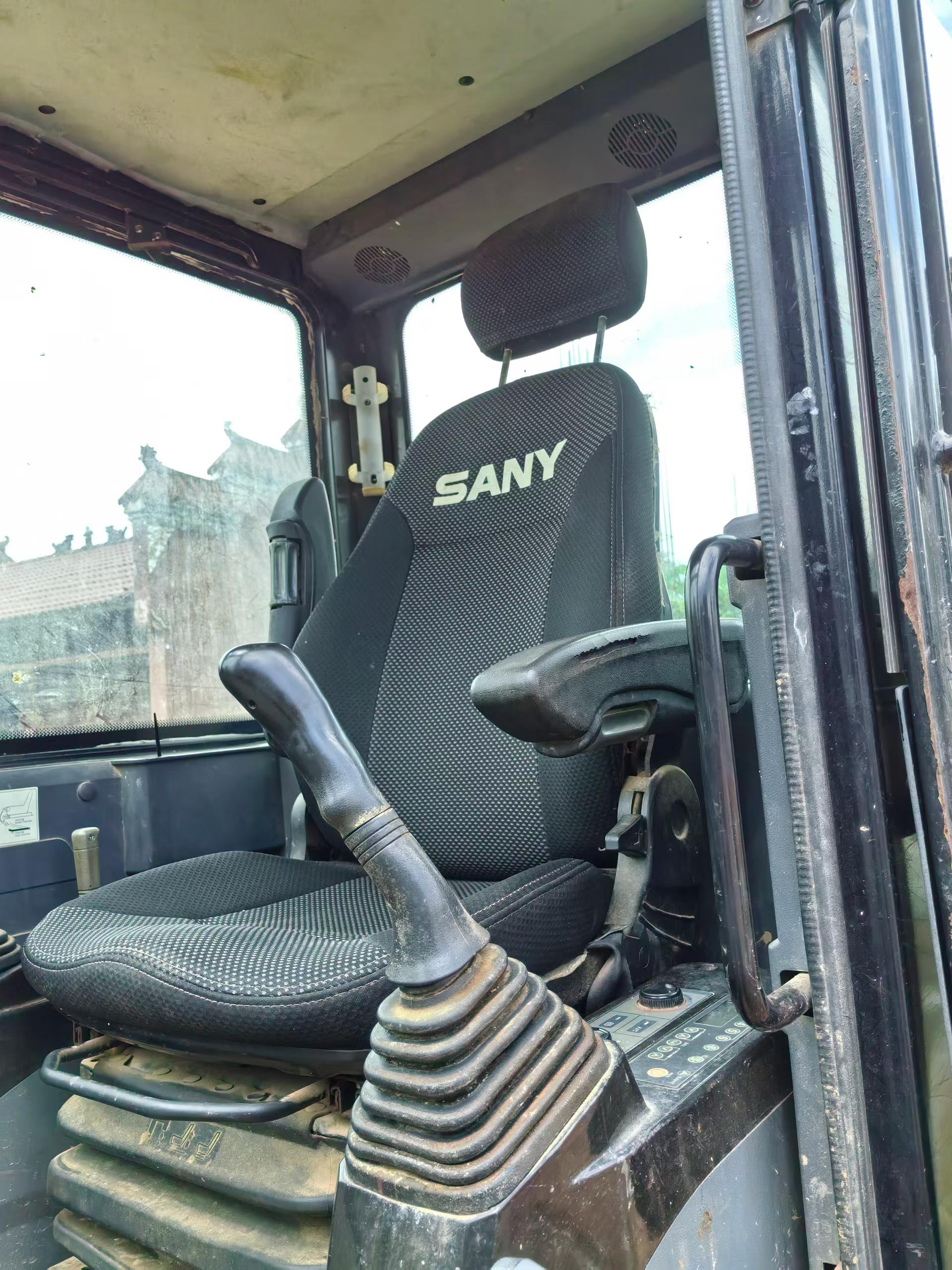 Buy Sany SY55 Used Excavator / 9 Buy Sany SY55 Used Excavator / 9
