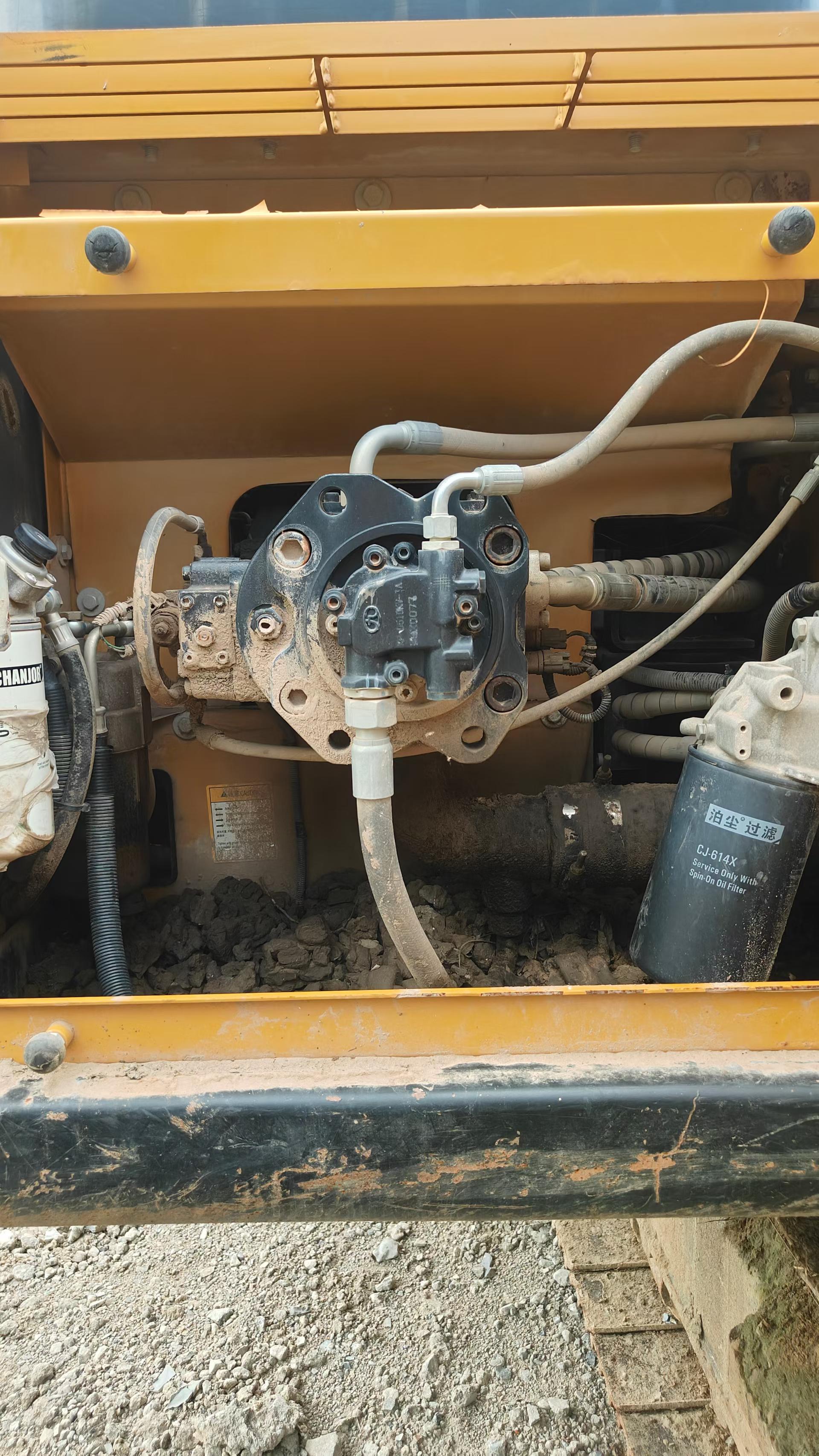 Buy Sany SY200C Used Excavator / 6