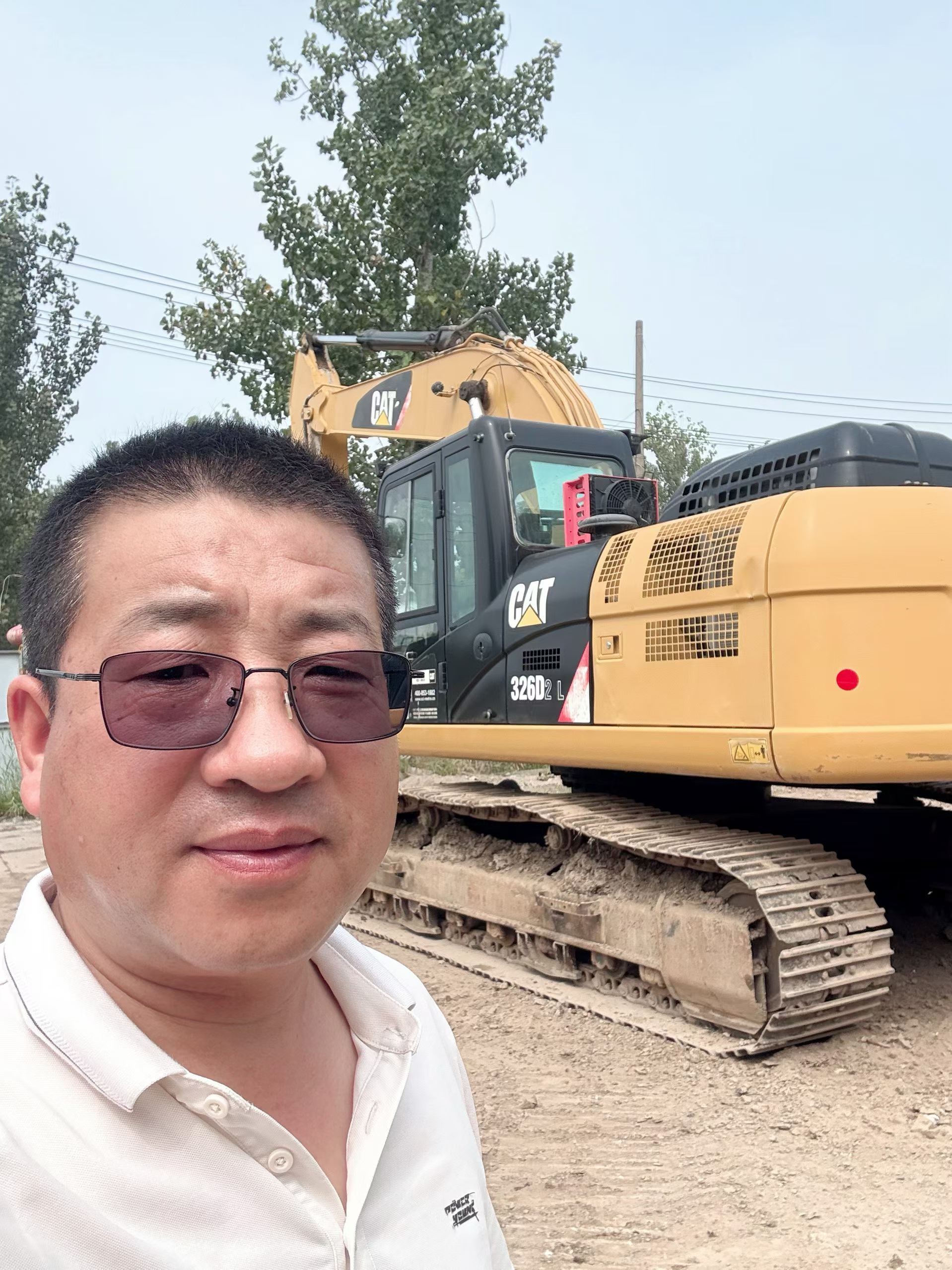 Buy Caterpillar 326DL Used Excavator / 2 Buy Caterpillar 326DL Used Excavator / 2