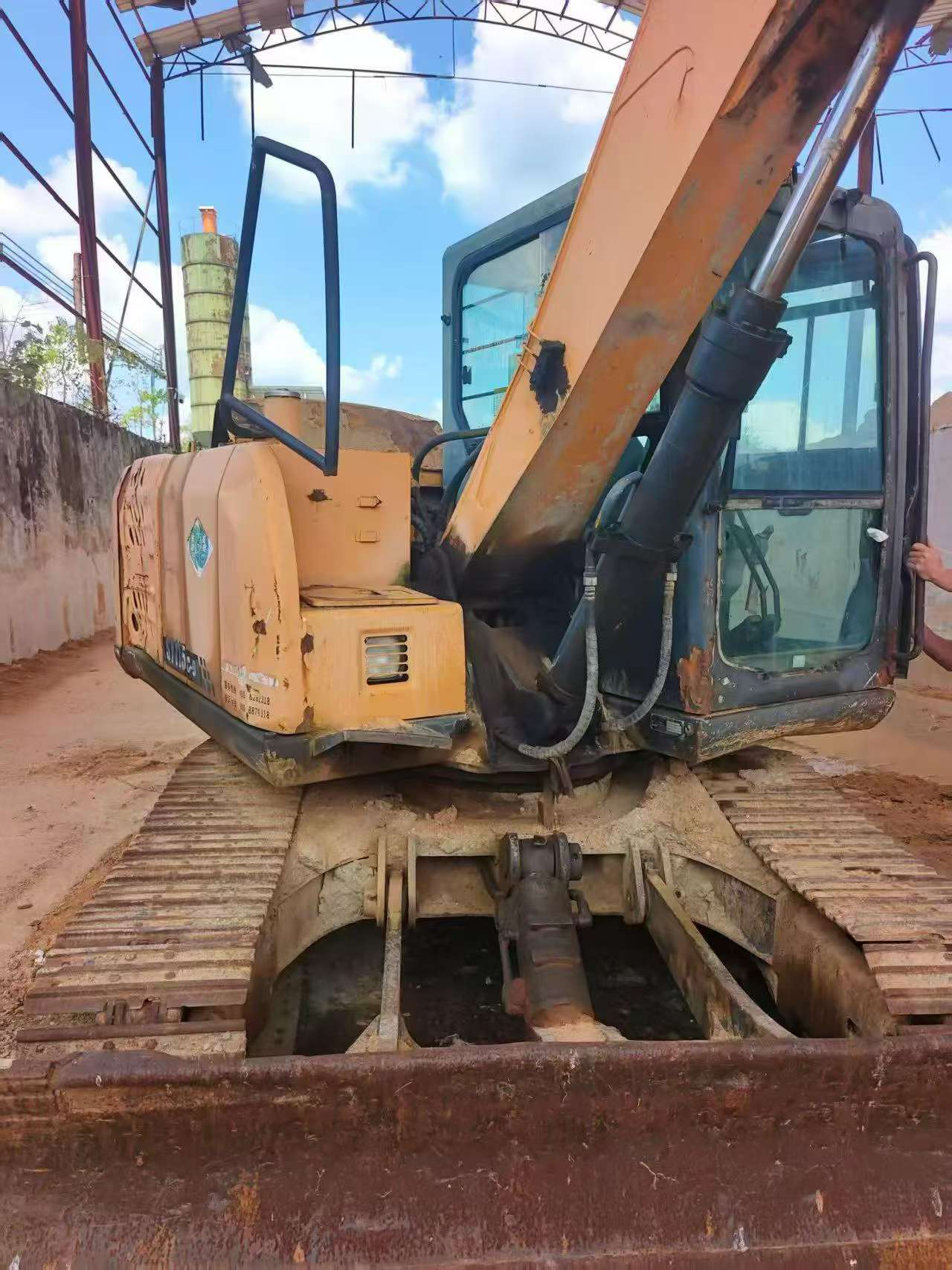 Buy Sany SY95C Used Excavator / 9 Buy Sany SY95C Used Excavator / 9