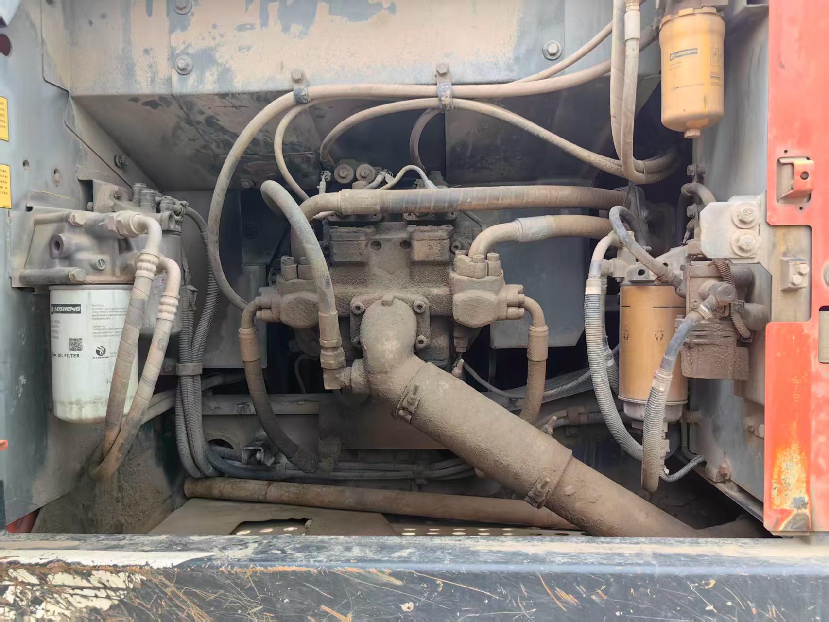 Buy Hitachi ZH200-5A Used Excavator / 5 Buy Hitachi ZH200-5A Used Excavator / 5