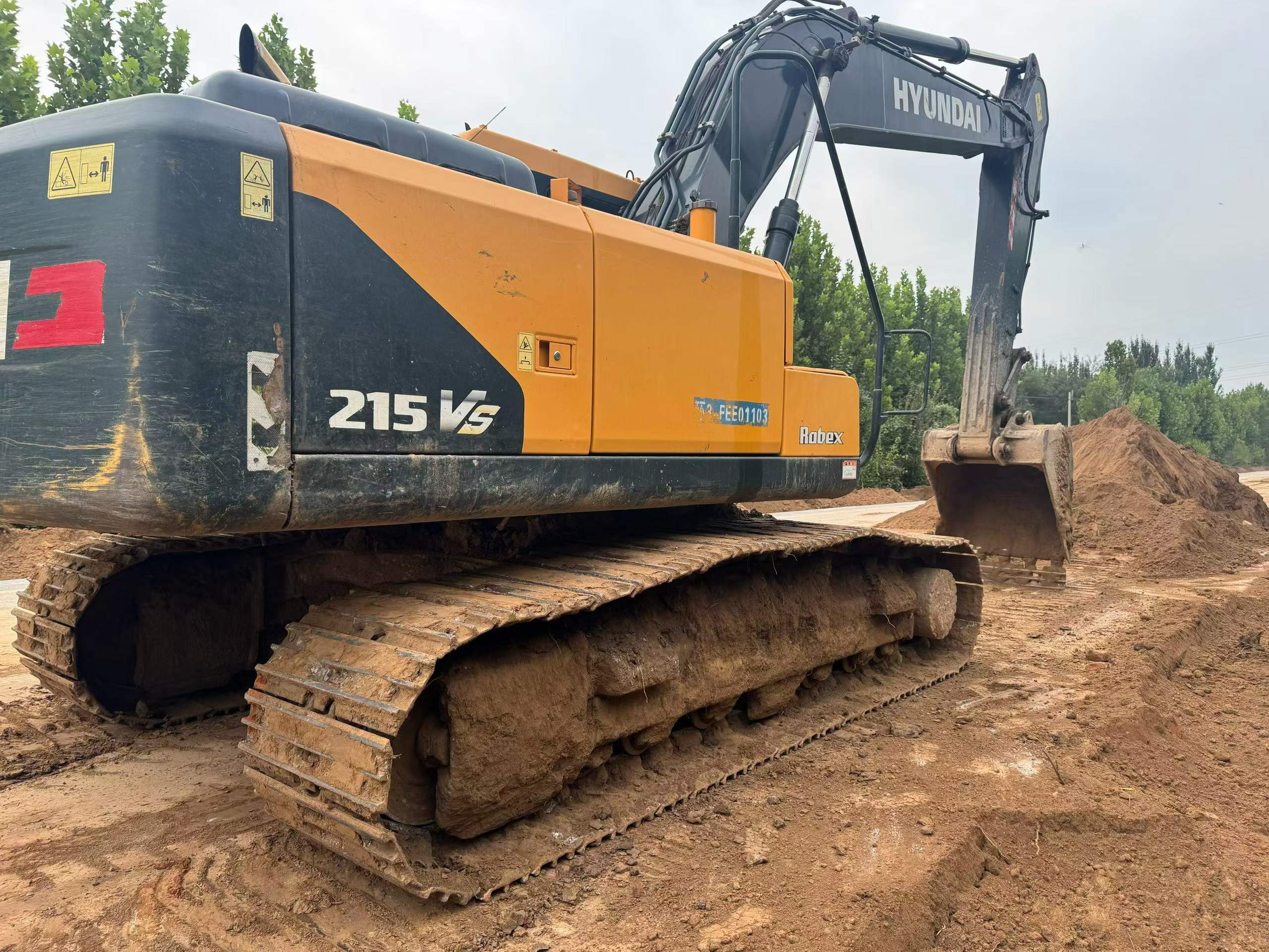 Buy Hyundai R215-7 Used Excavator / 4