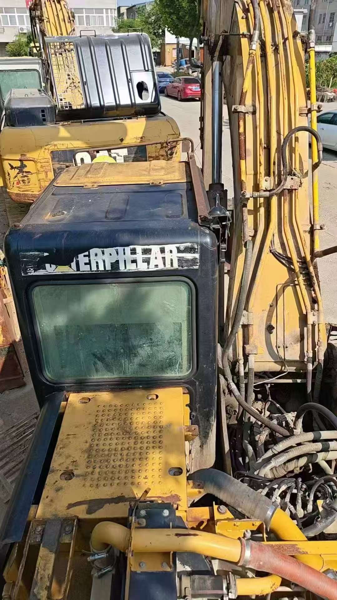 Buy Caterpillar 320D Used Excavator / 5 Buy Caterpillar 320D Used Excavator / 5