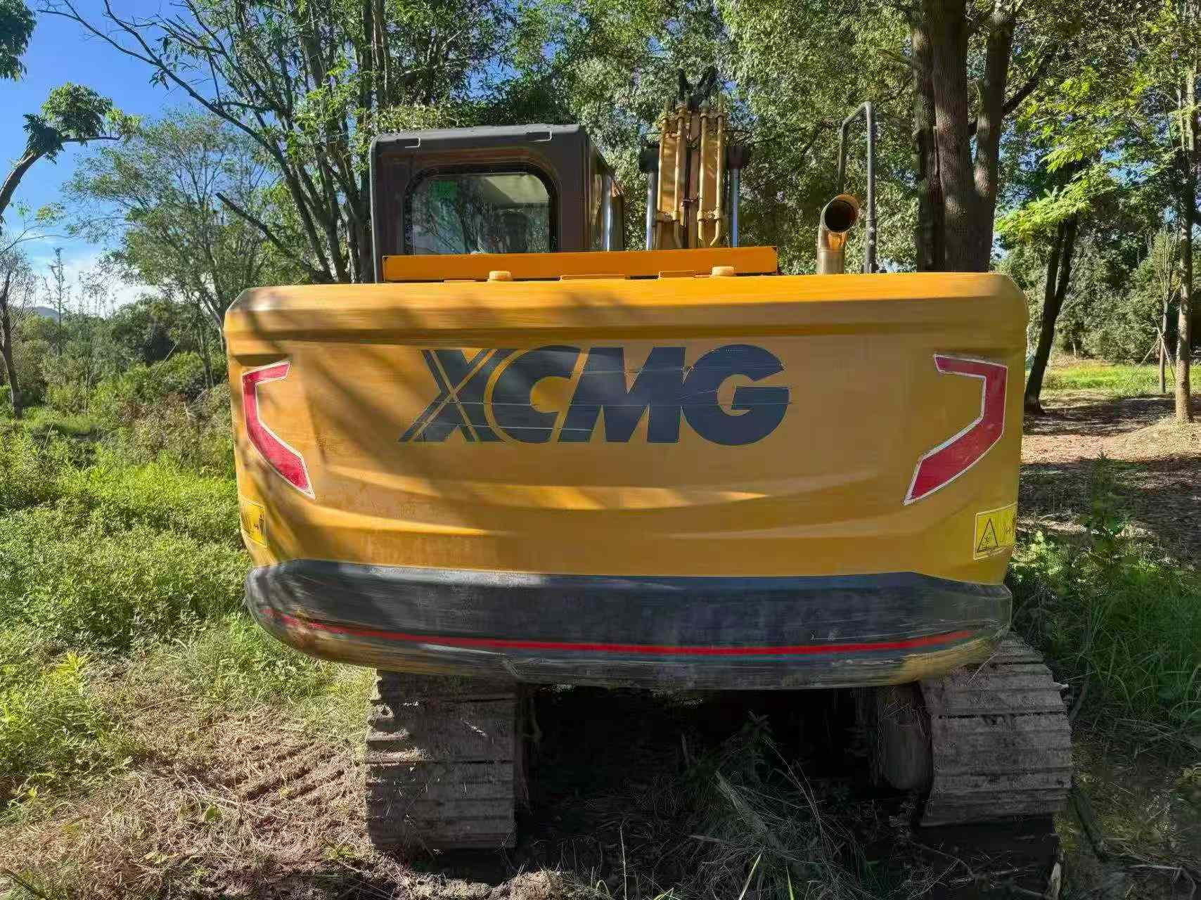 Buy XCMG XE135B Used Excavator / 1