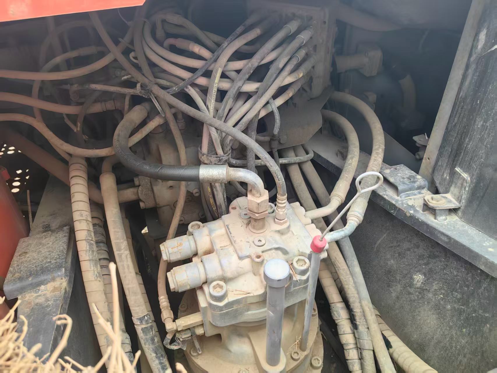 Buy Hitachi ZH200-5A Used Excavator / 3 Buy Hitachi ZH200-5A Used Excavator / 3